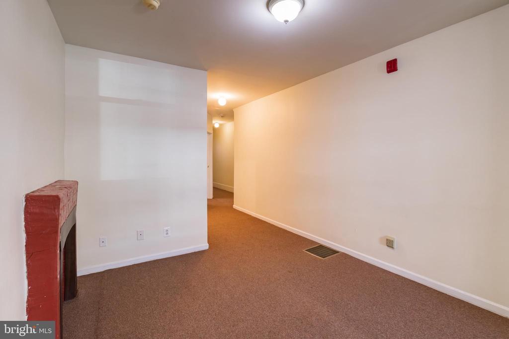 5012 WALNUT ST #UNIT 1