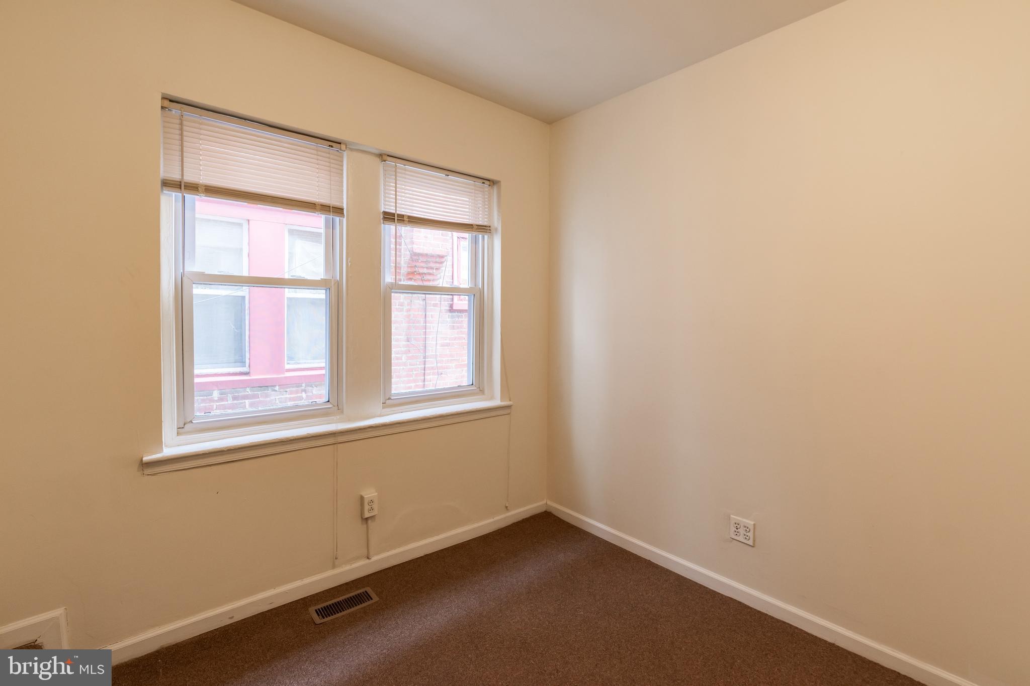 5012 WALNUT ST #UNIT 1