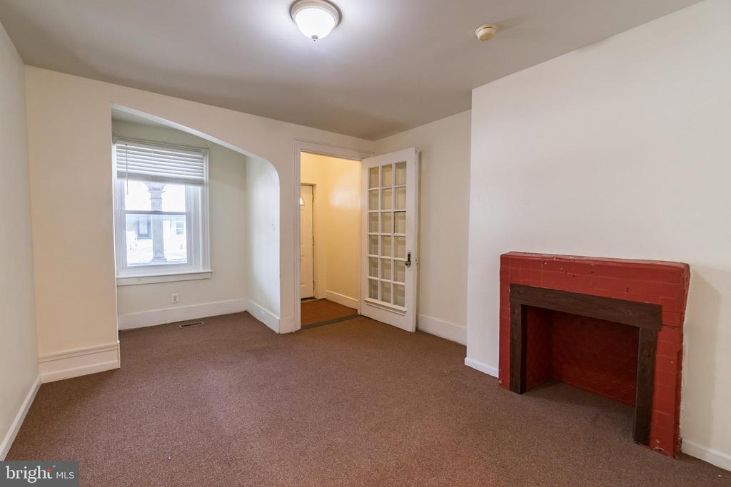 5012 WALNUT ST #UNIT 1
