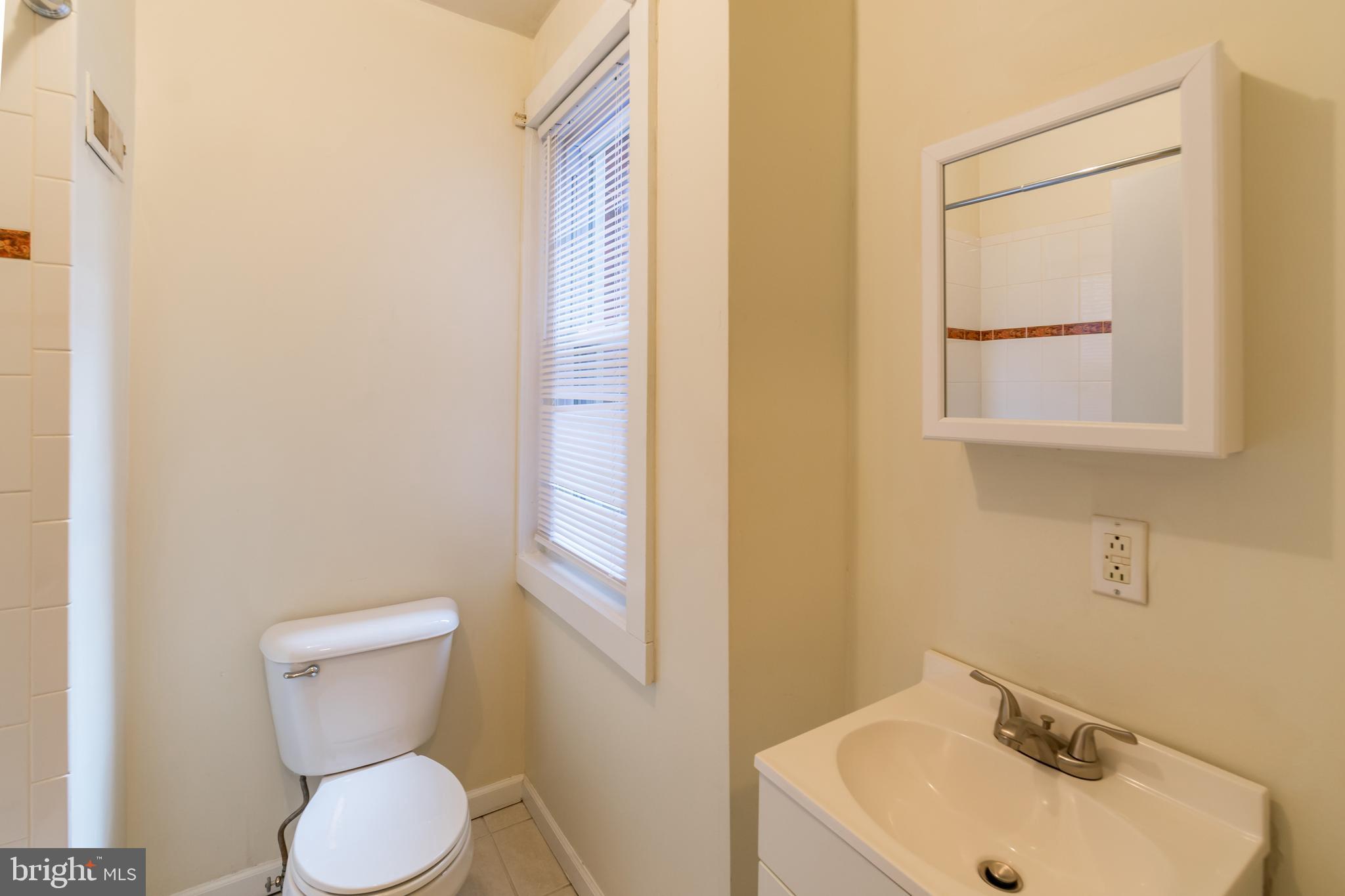 5012 WALNUT ST #UNIT 1