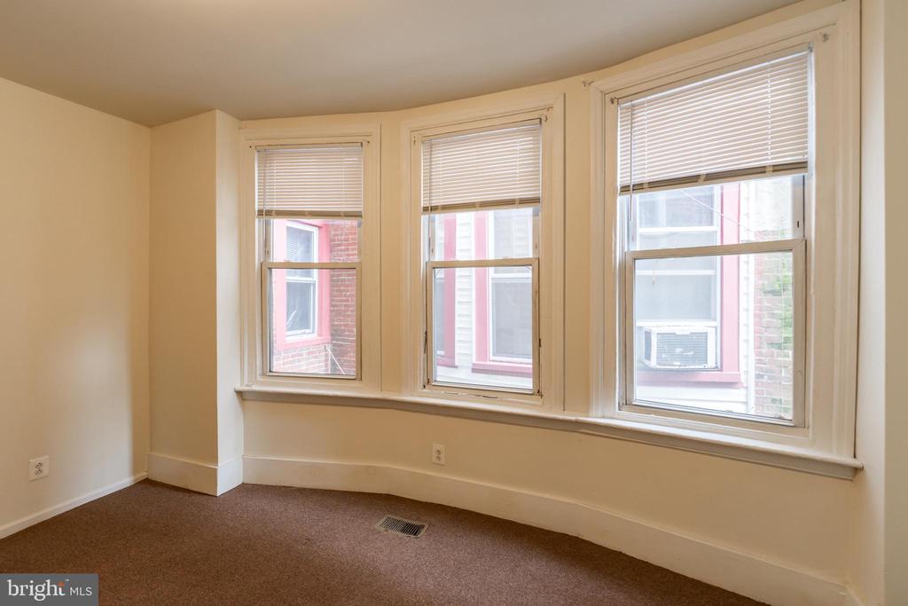 5012 WALNUT ST #UNIT 1