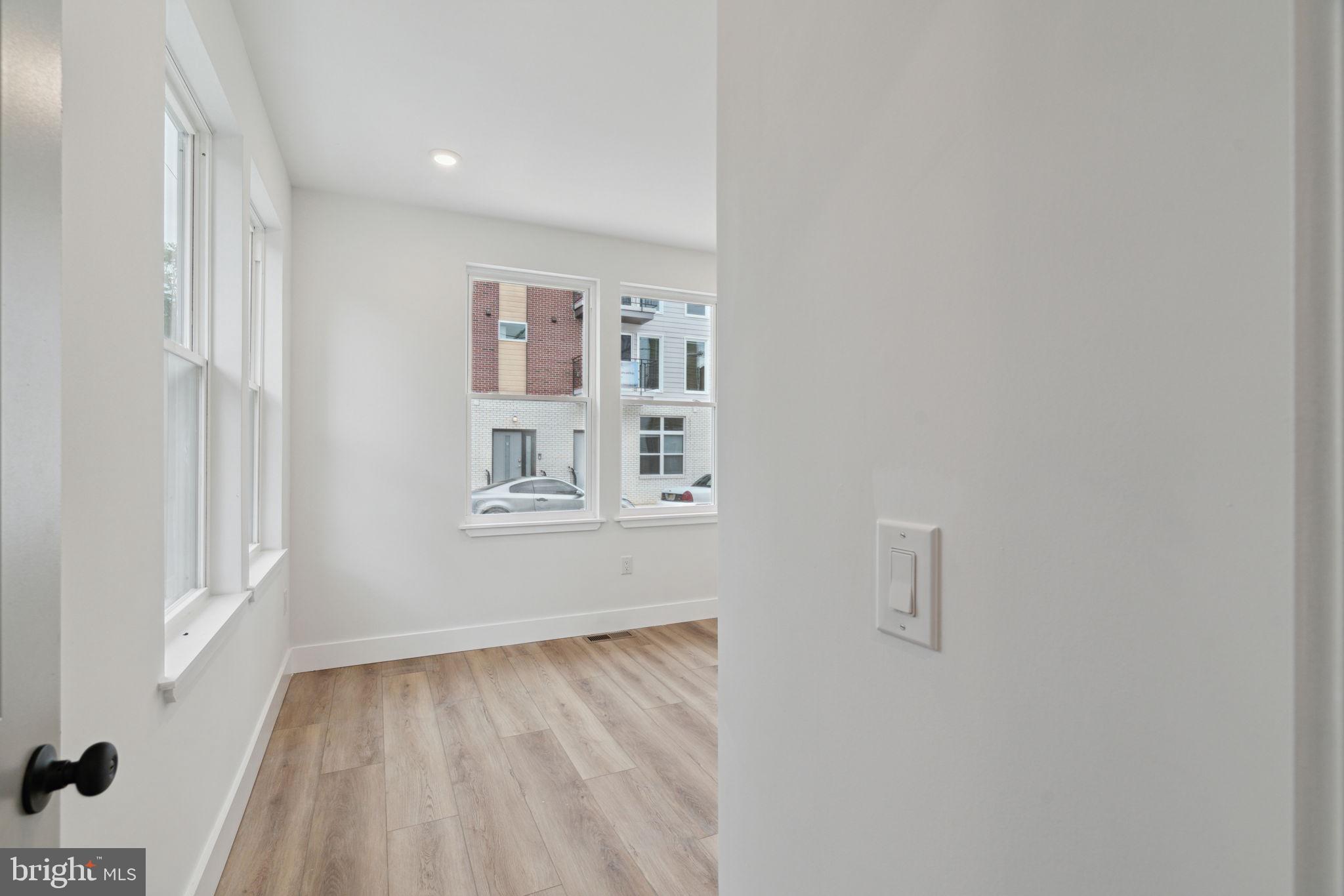 156 W Cumberland St #1
