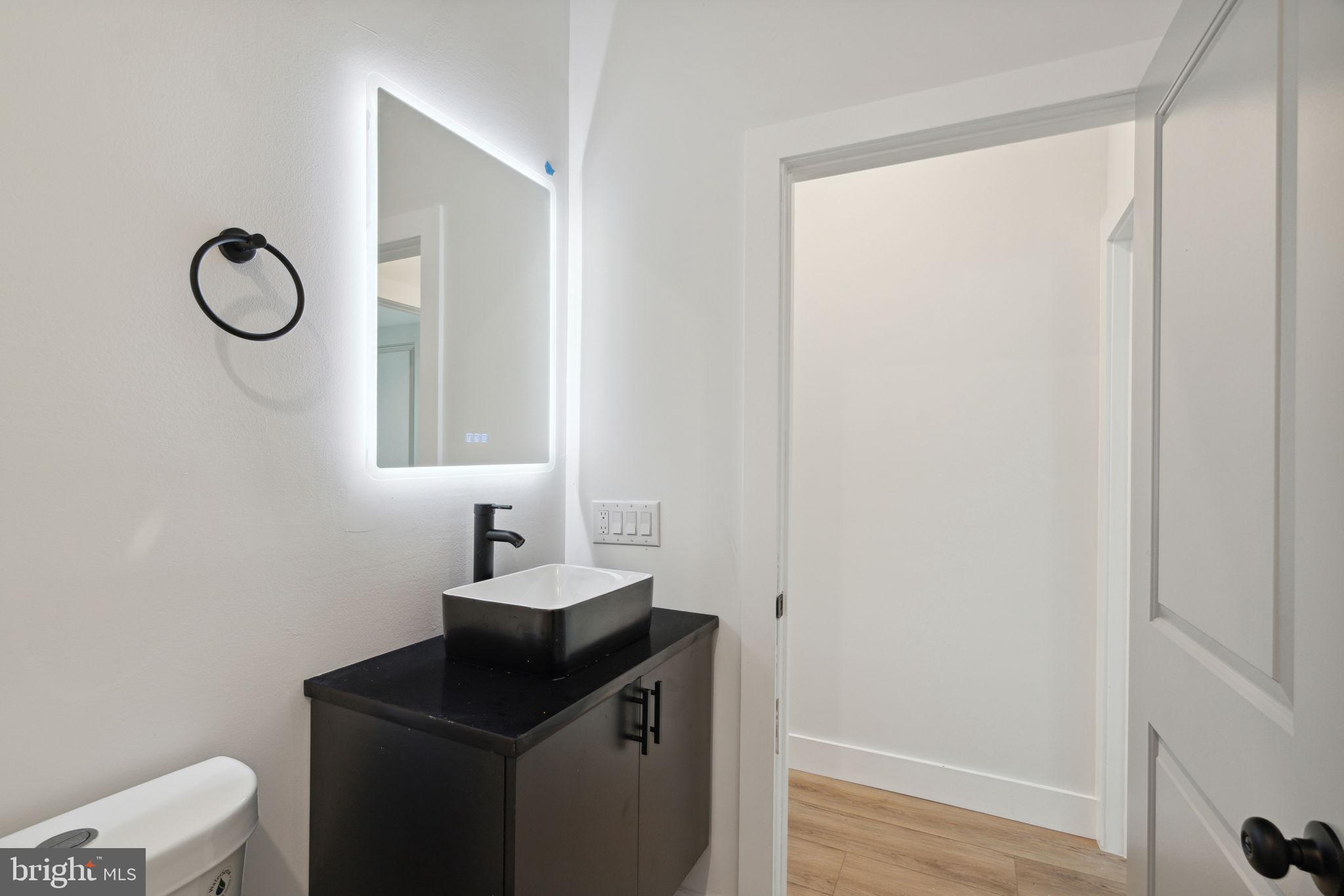 156 W Cumberland St #1