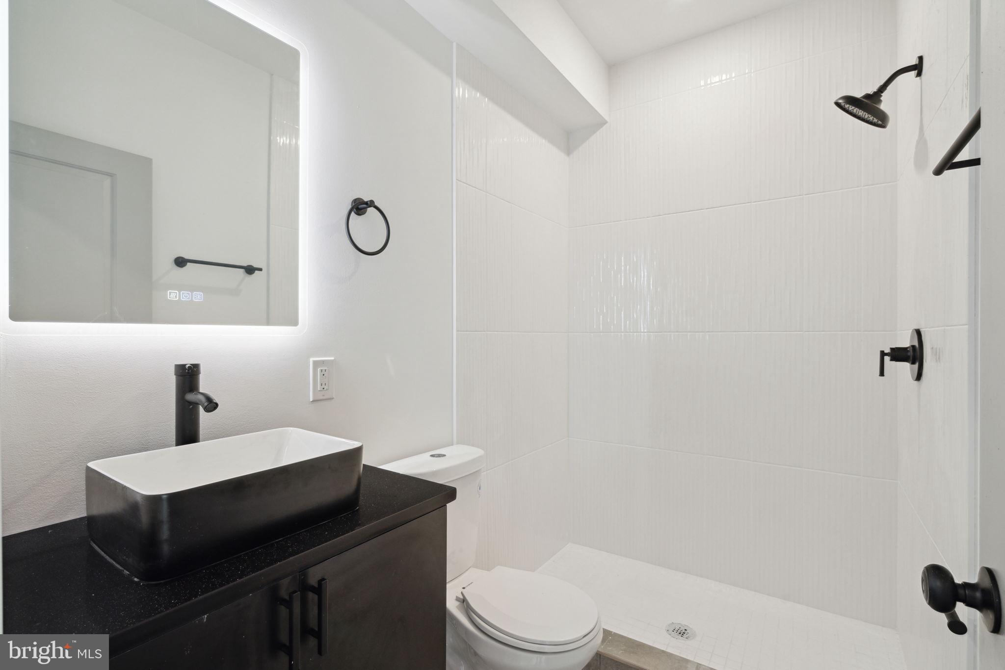 156 W Cumberland St #2