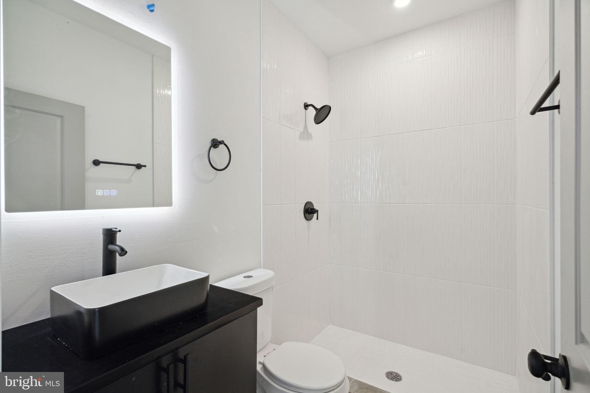 156 W Cumberland St #2