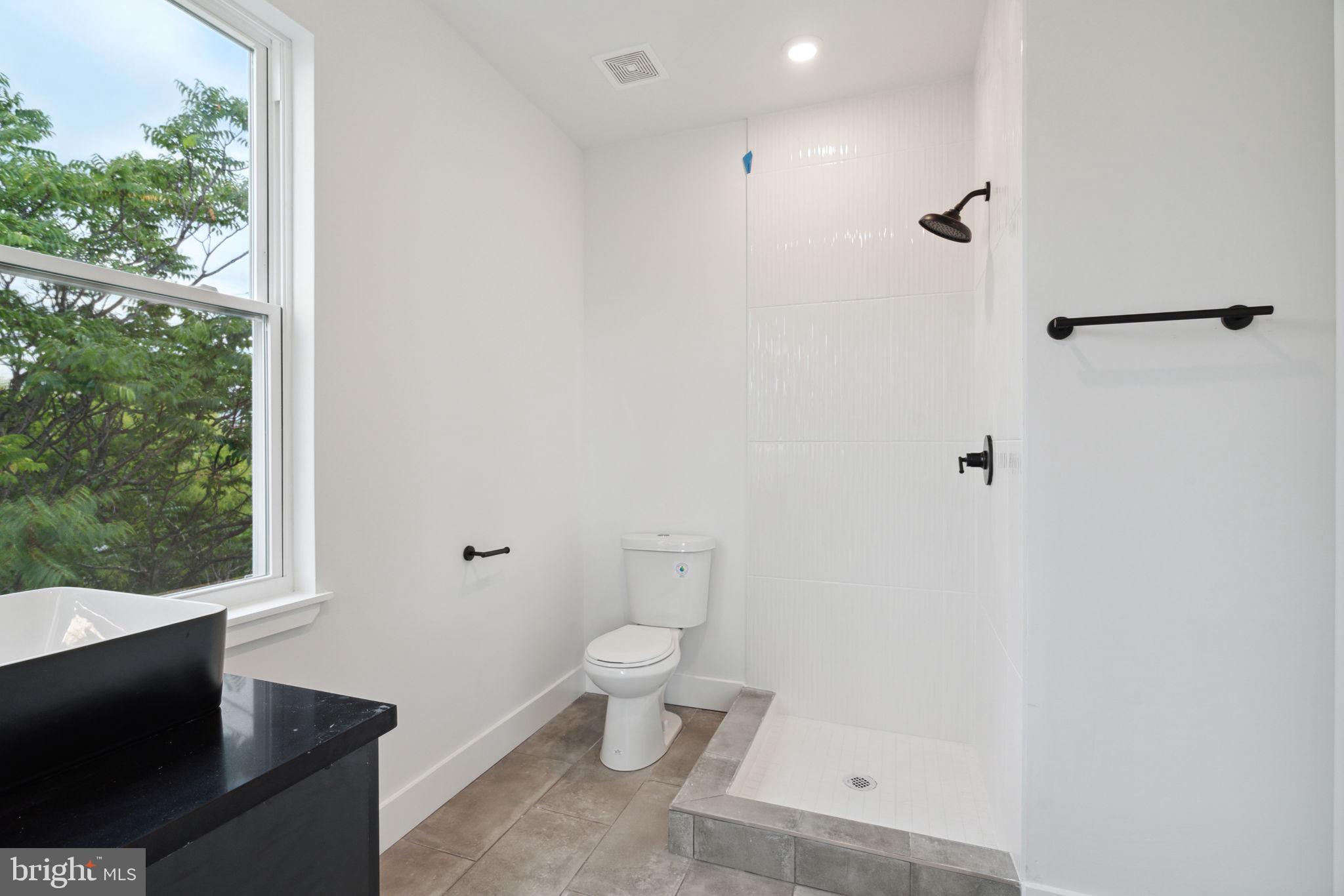 156 W Cumberland St #2