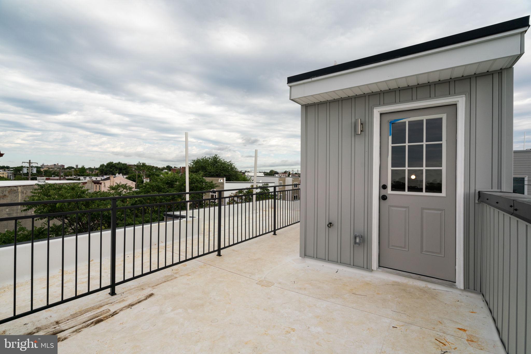 156 W Cumberland St #2