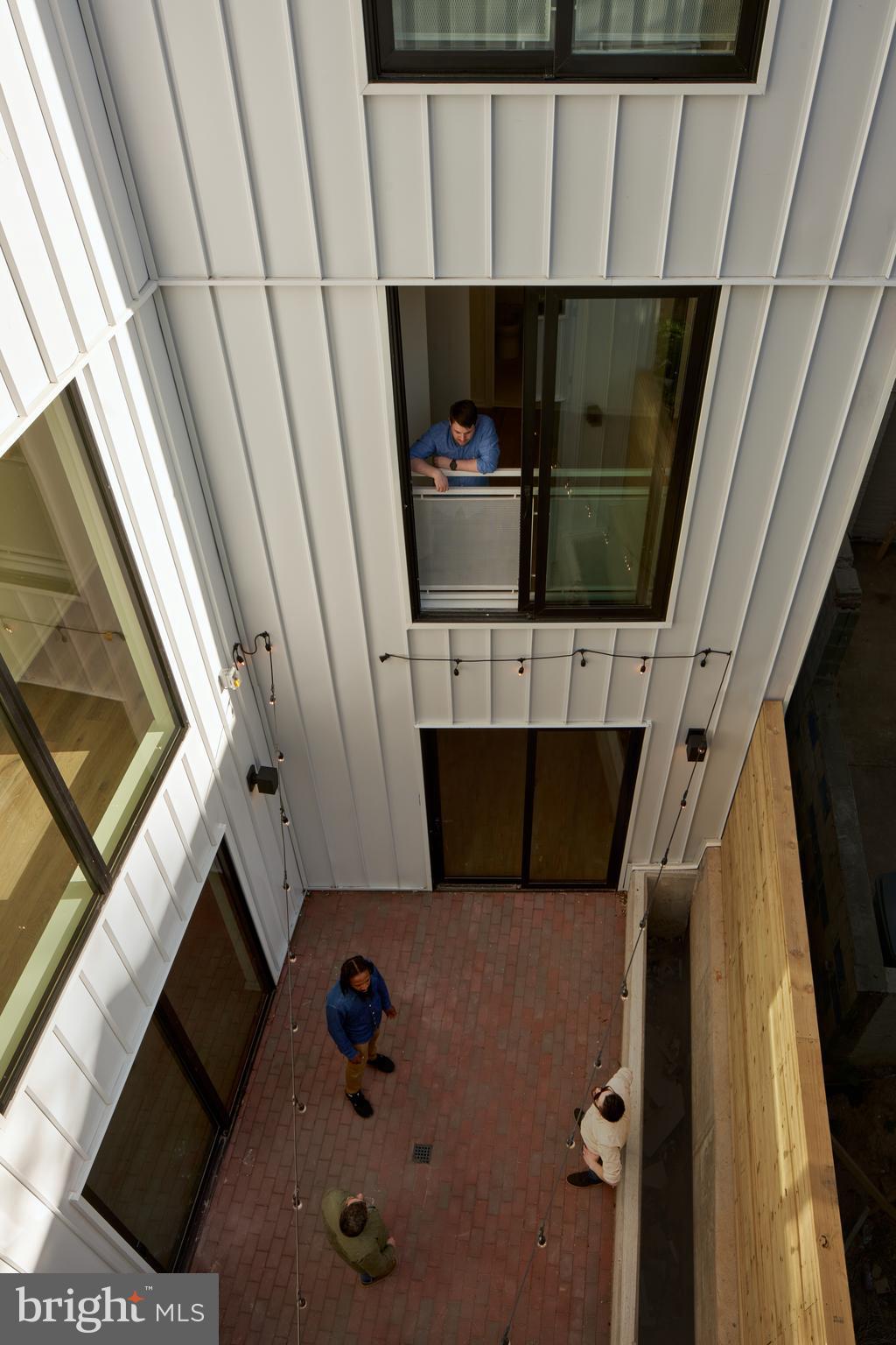 2011 Cambridge St #5