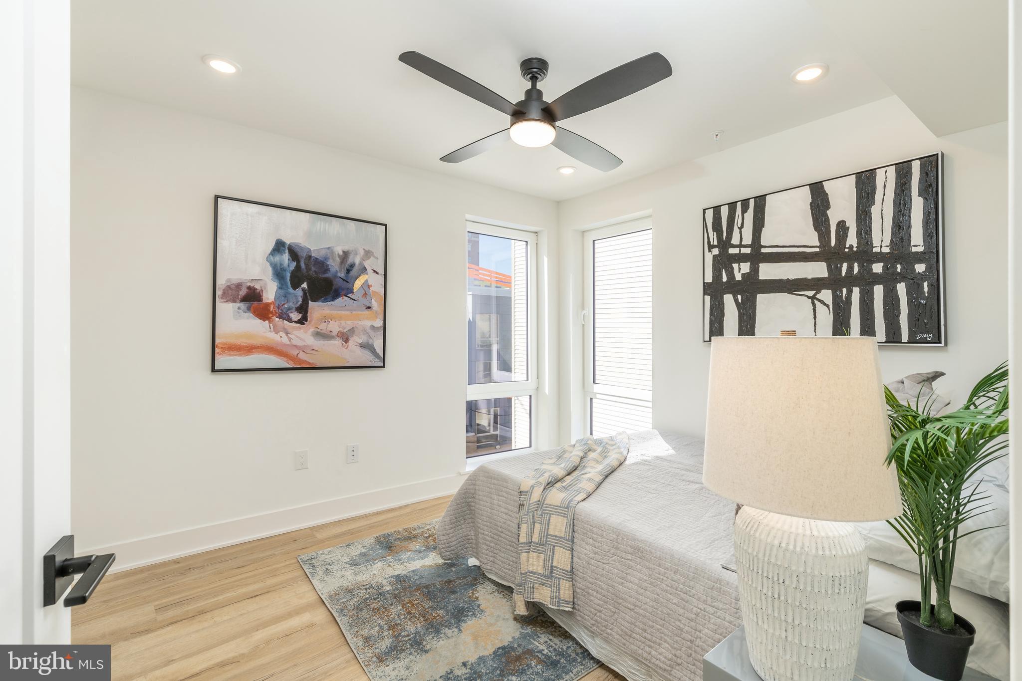 629 W GIRARD AVE #UNIT 205