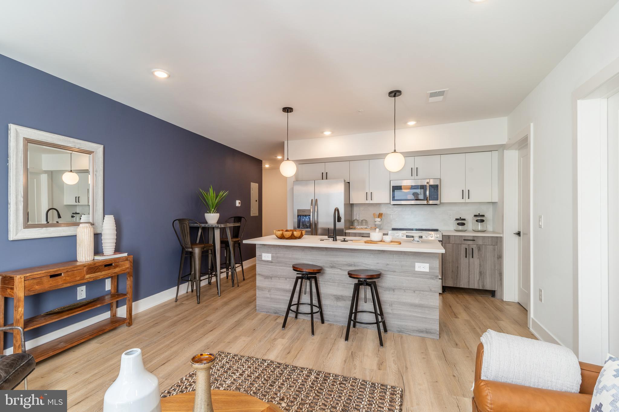 629 W GIRARD AVE #UNIT 205