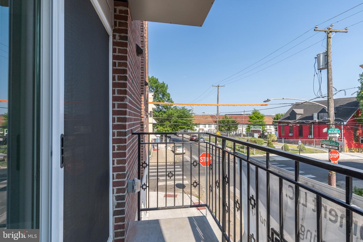 2500 N Mascher St #11