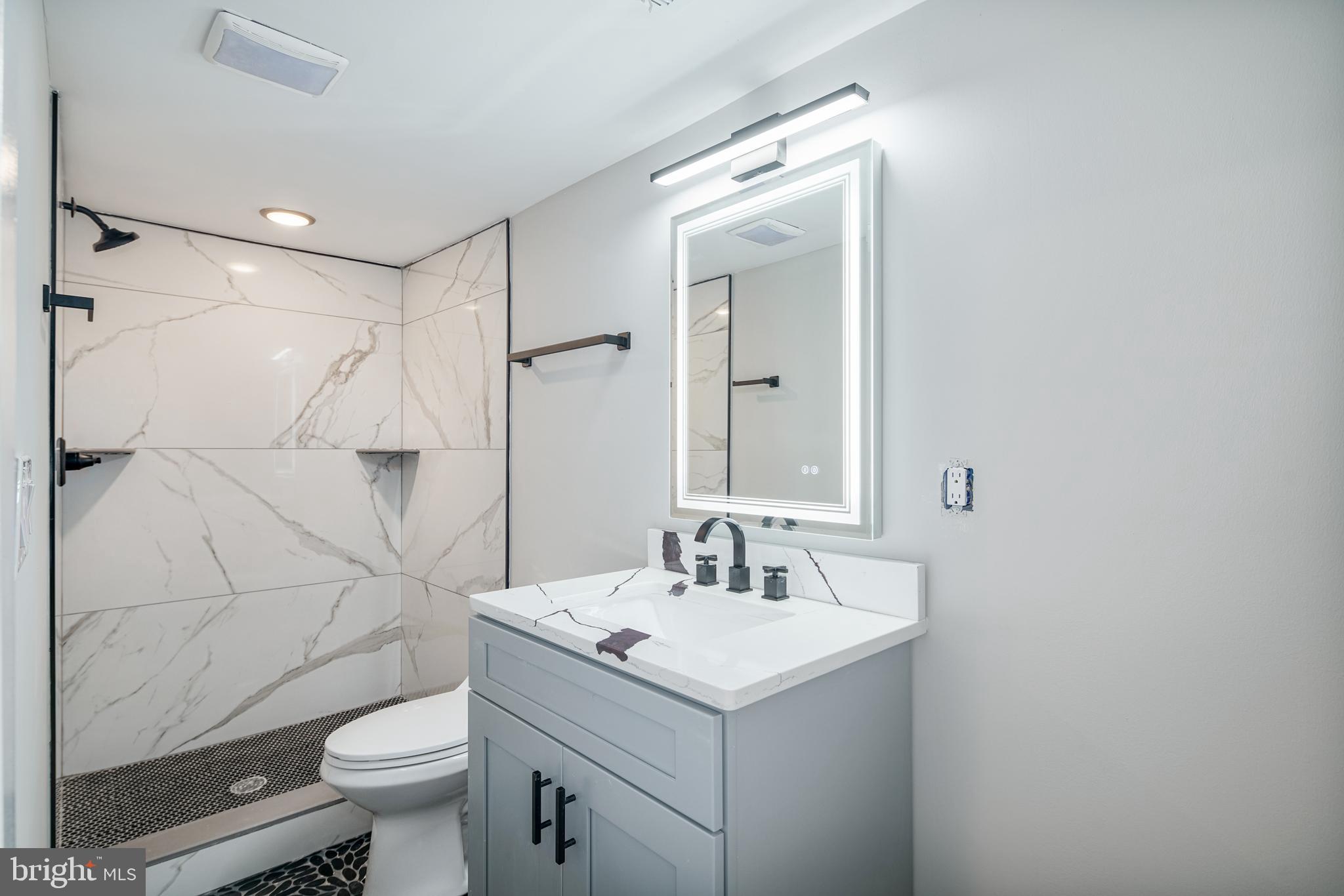 1645 Germantown Ave #3