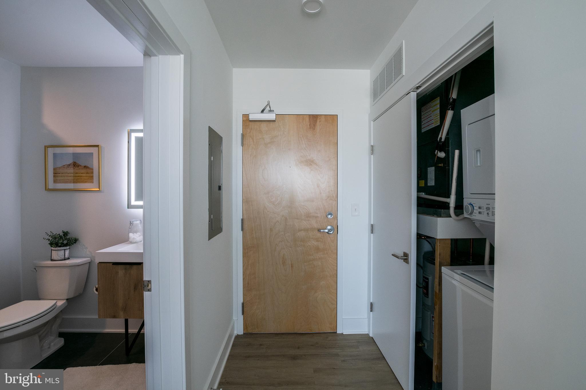 2235 WASHINGTON AVE #213