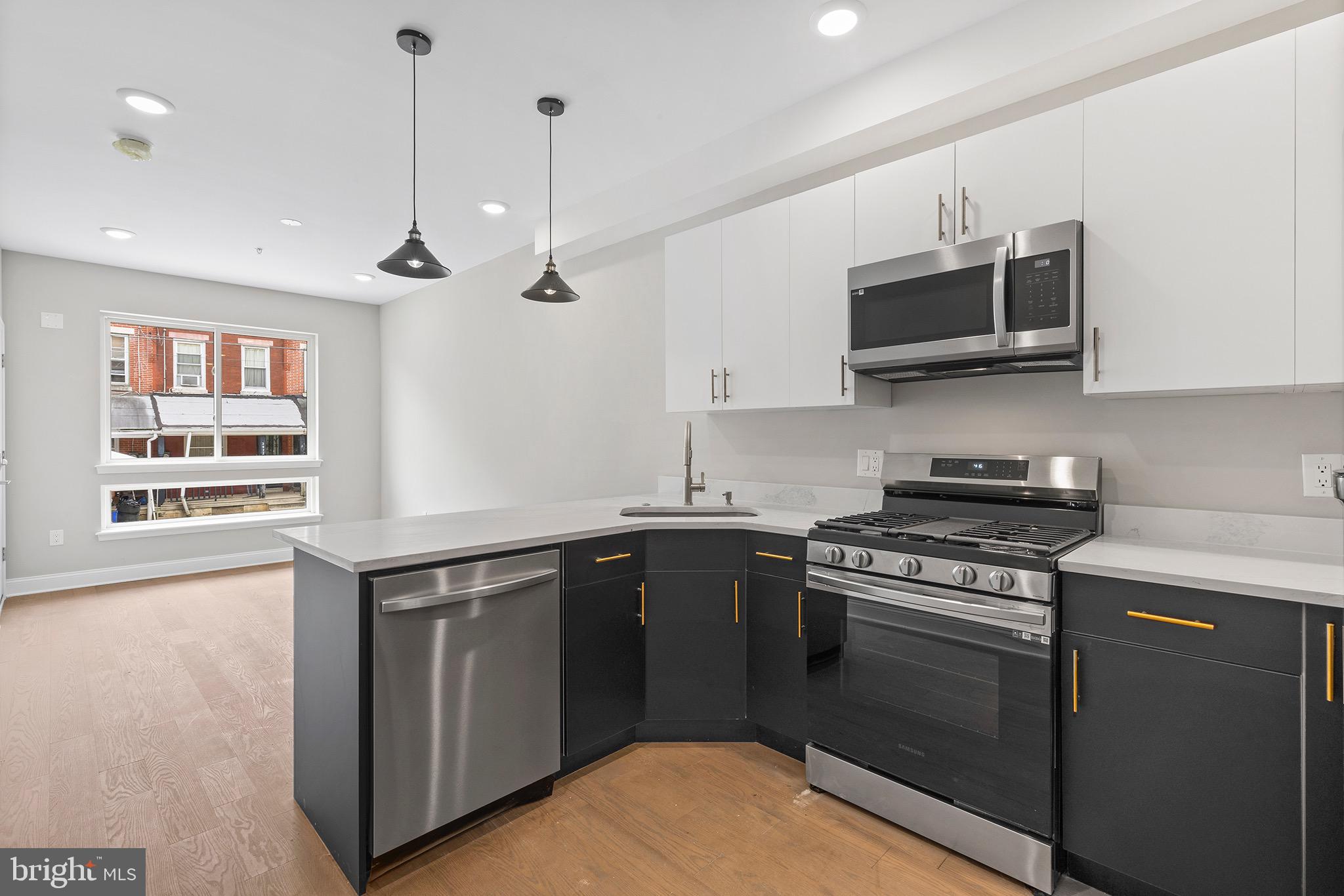 3921 Mount Vernon St #1