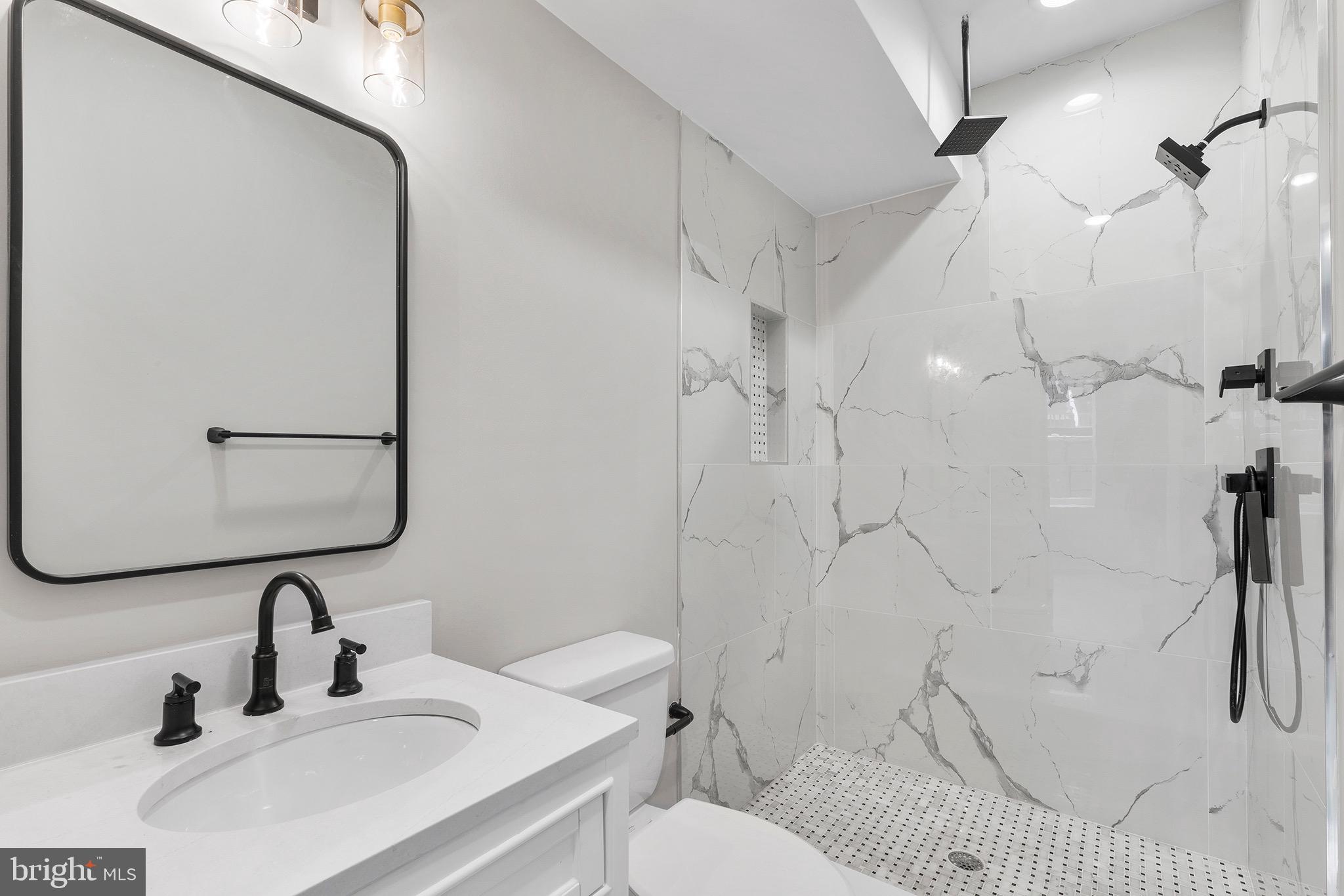 3921 Mount Vernon St #1