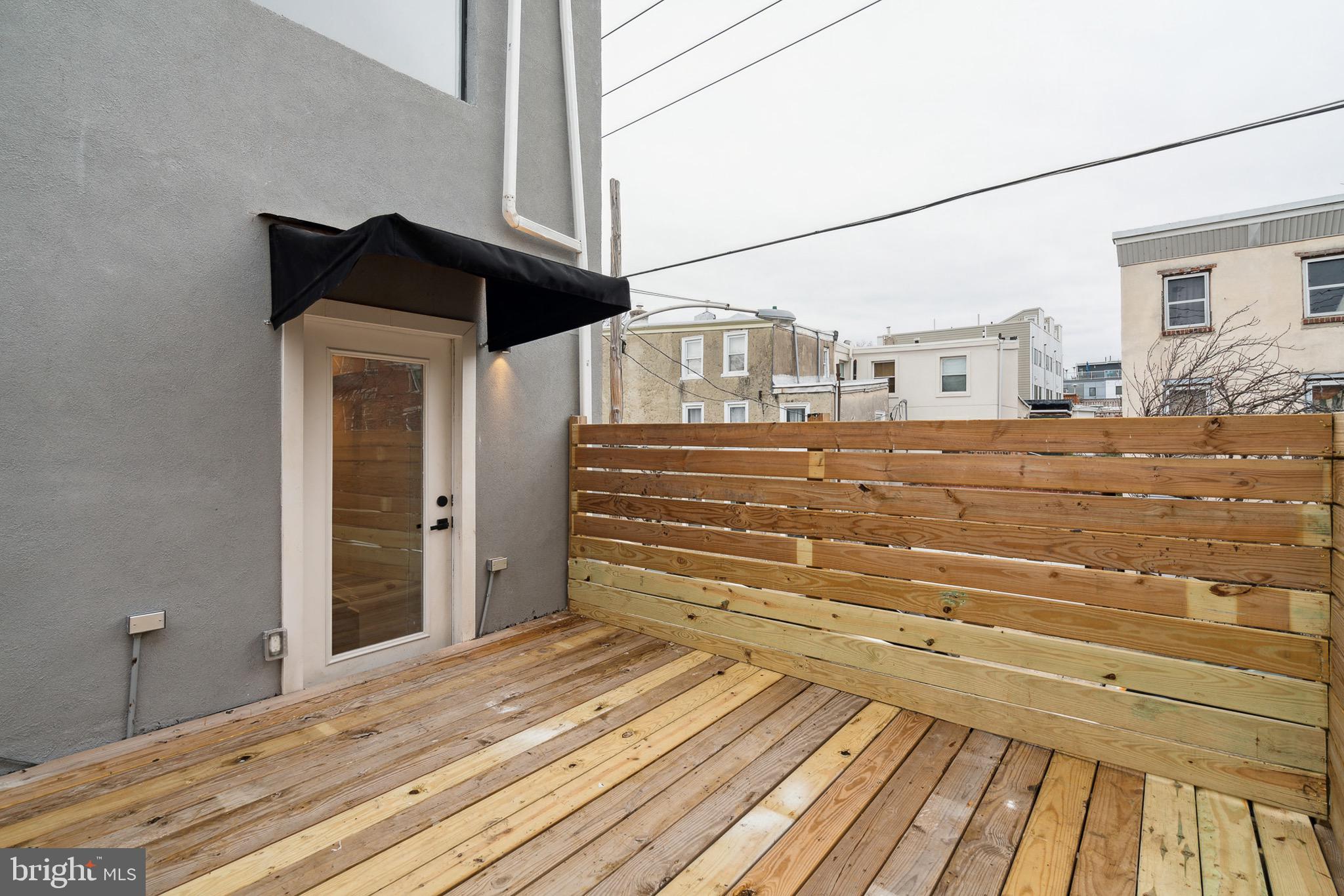 835 Corinthian Ave #1