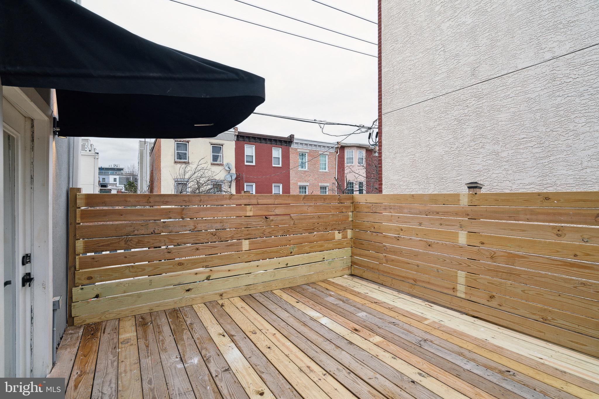 835 Corinthian Ave #1