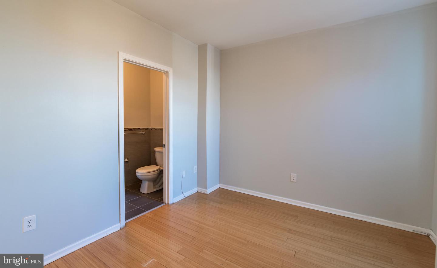 1833 W MASTER ST #UNIT 3