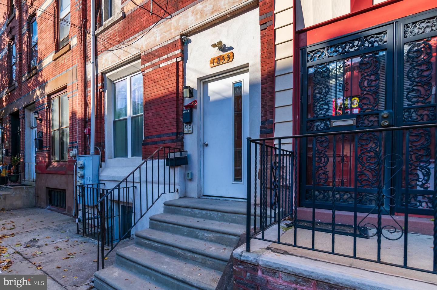 1833 W MASTER ST #UNIT 3