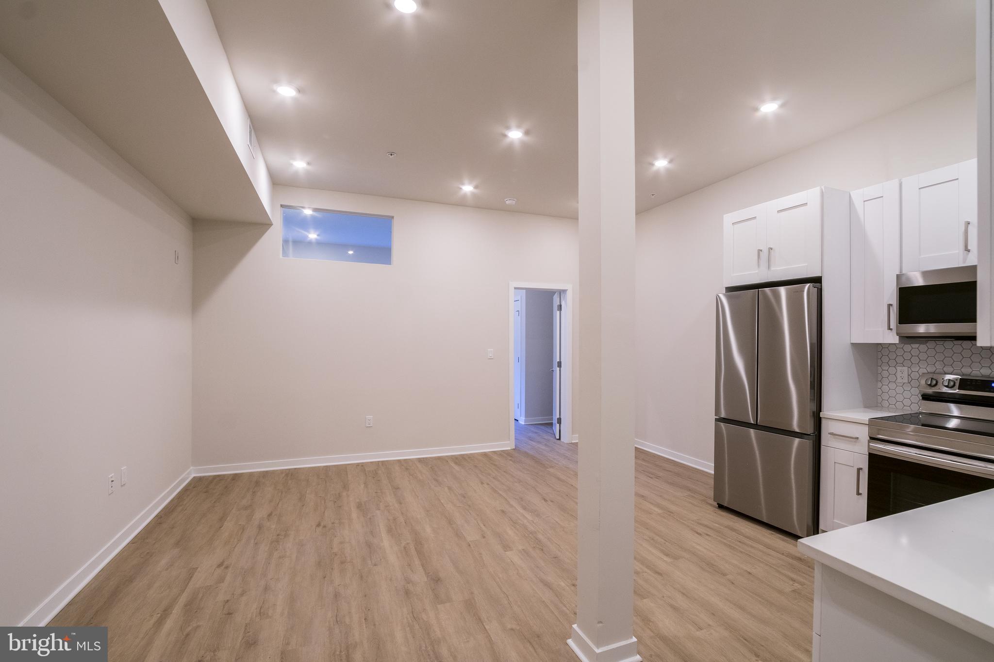 1330 S PATTON ST #UNIT 106