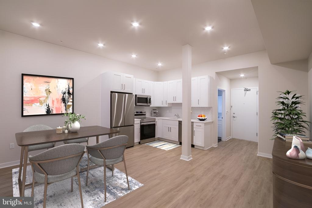 1330 S PATTON ST #UNIT 106