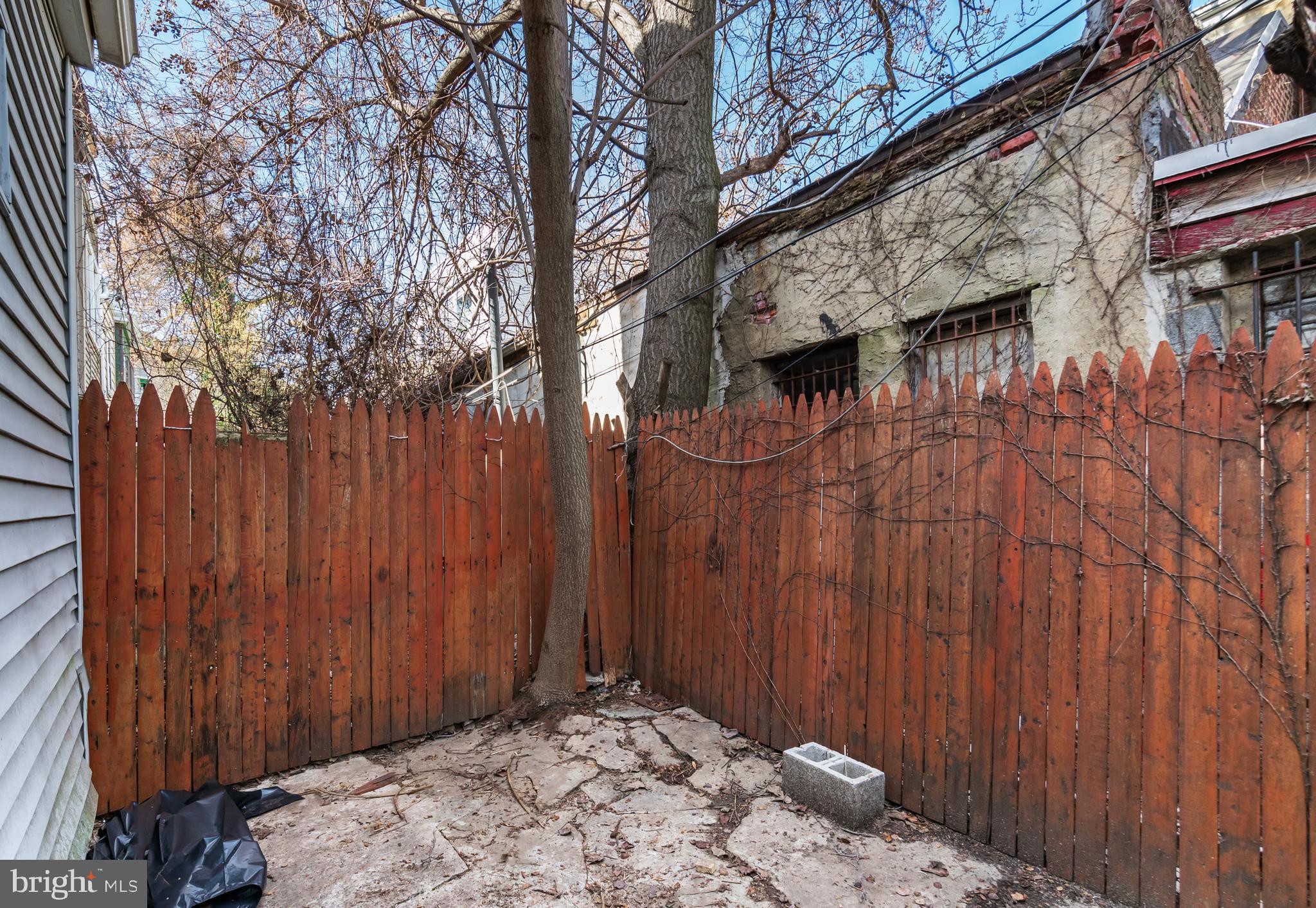 1729 FRENCH ST
