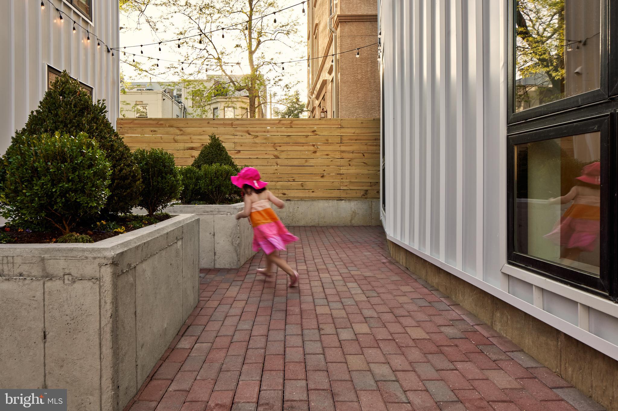 2011 Cambridge St #H