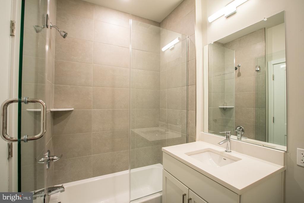 1300 S 19TH ST #UNIT 214