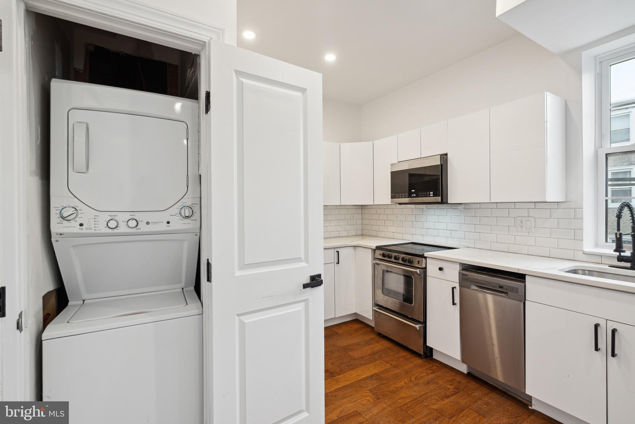 835 Corinthian Ave #4