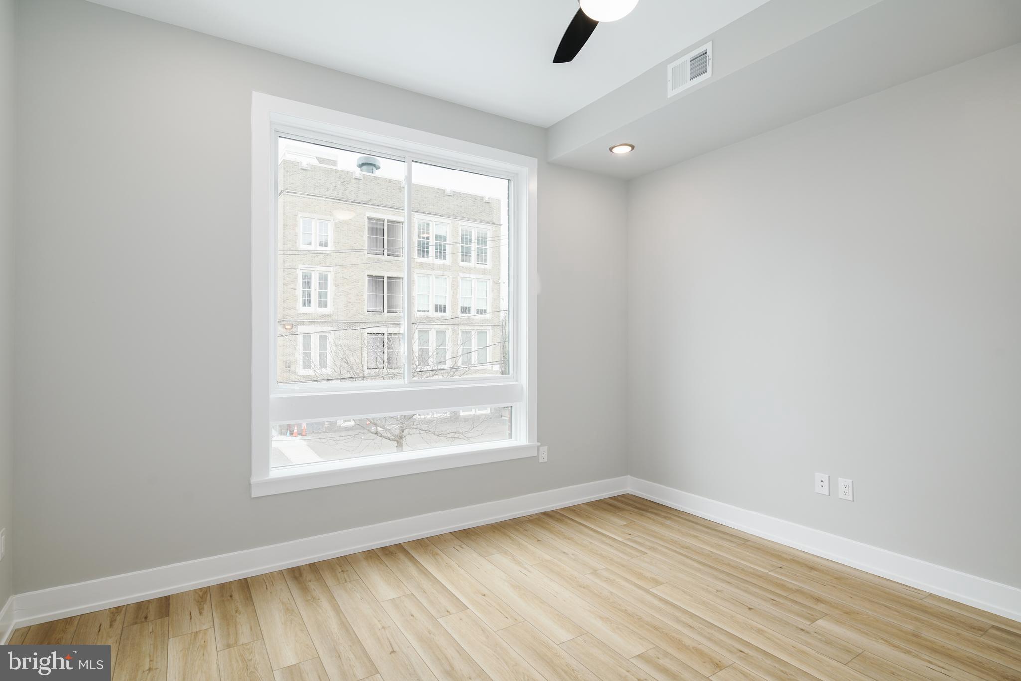 1341 N Randolph St #2