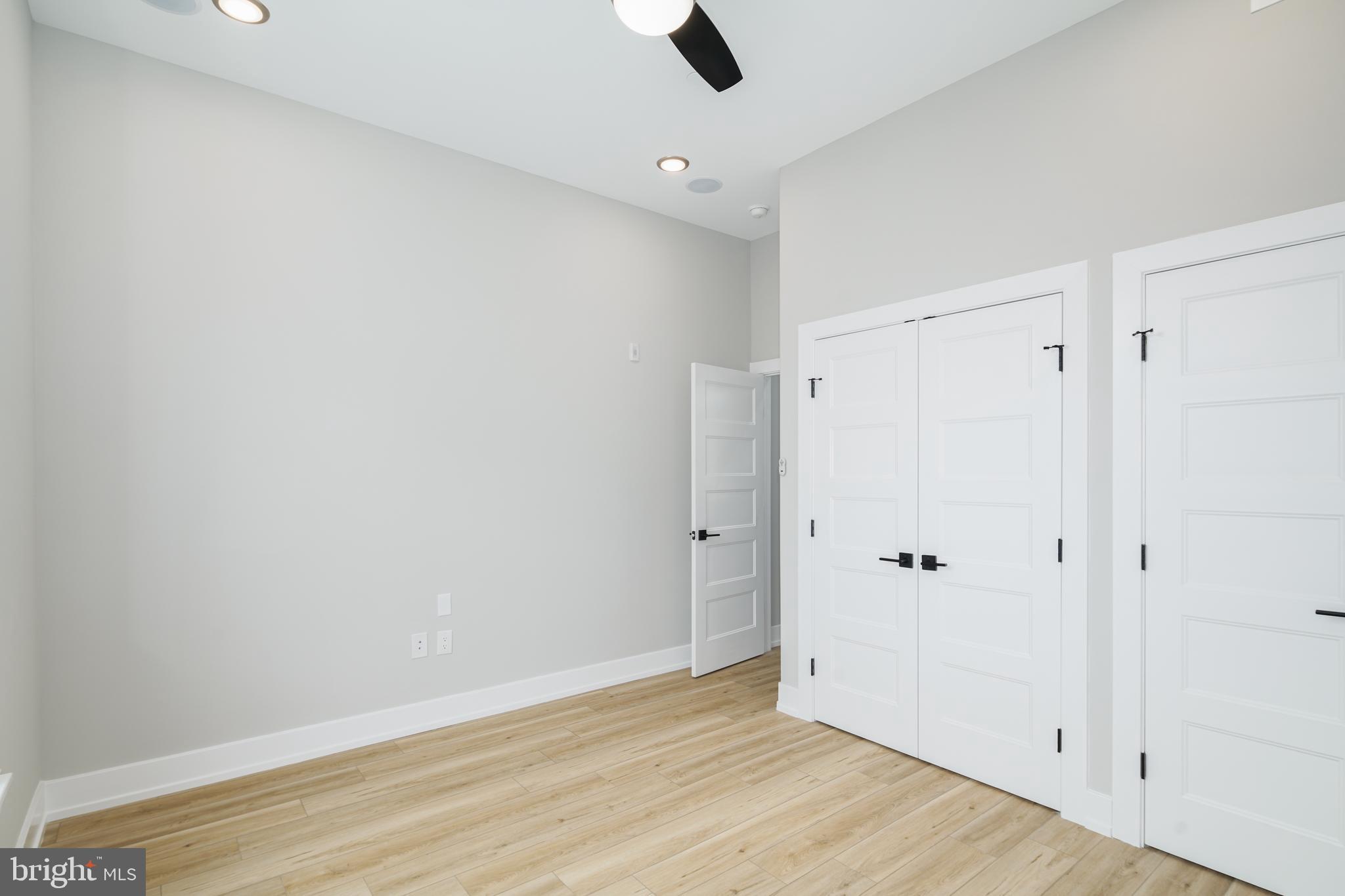 1341 N Randolph St #2