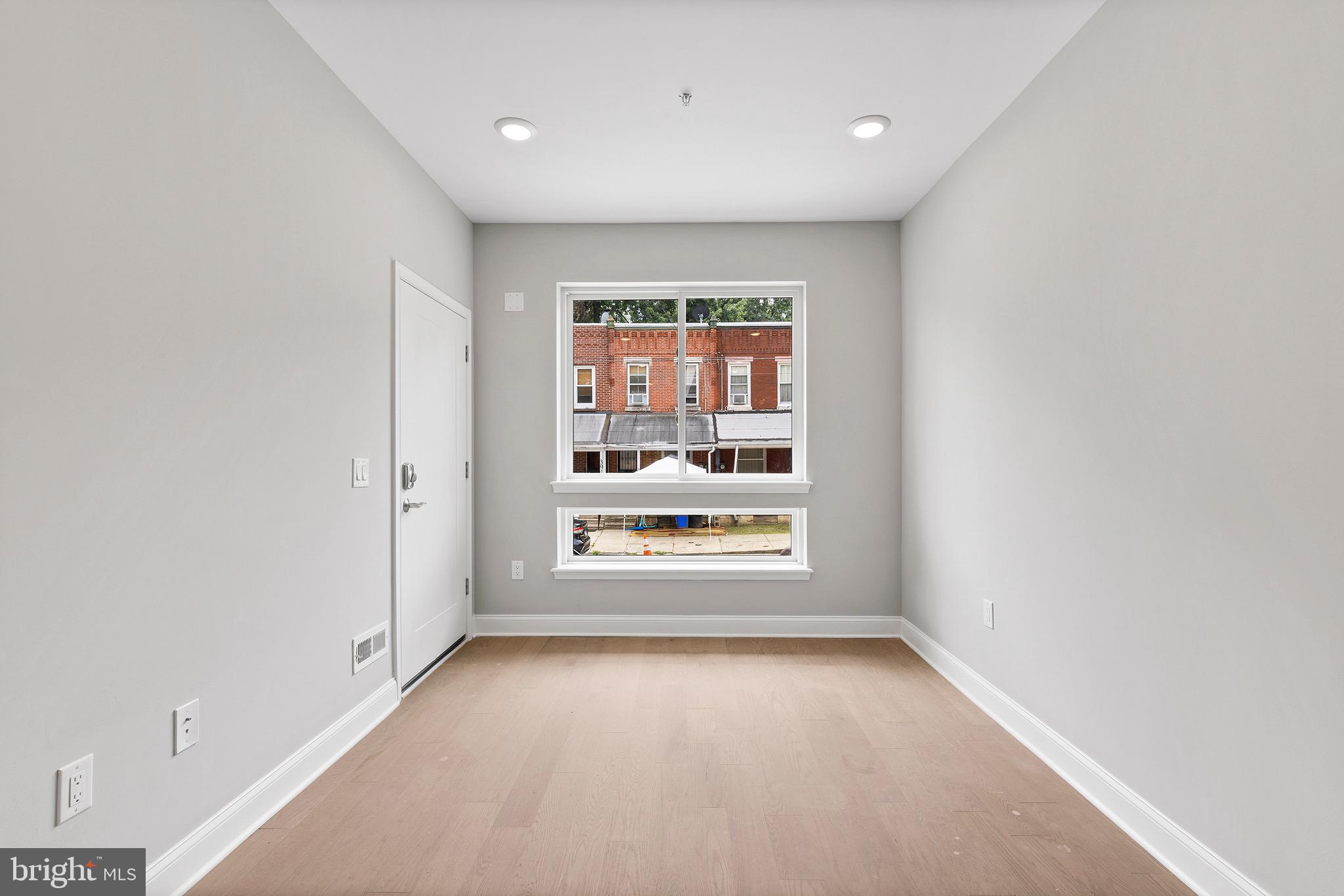 3921 Mount Vernon St #2