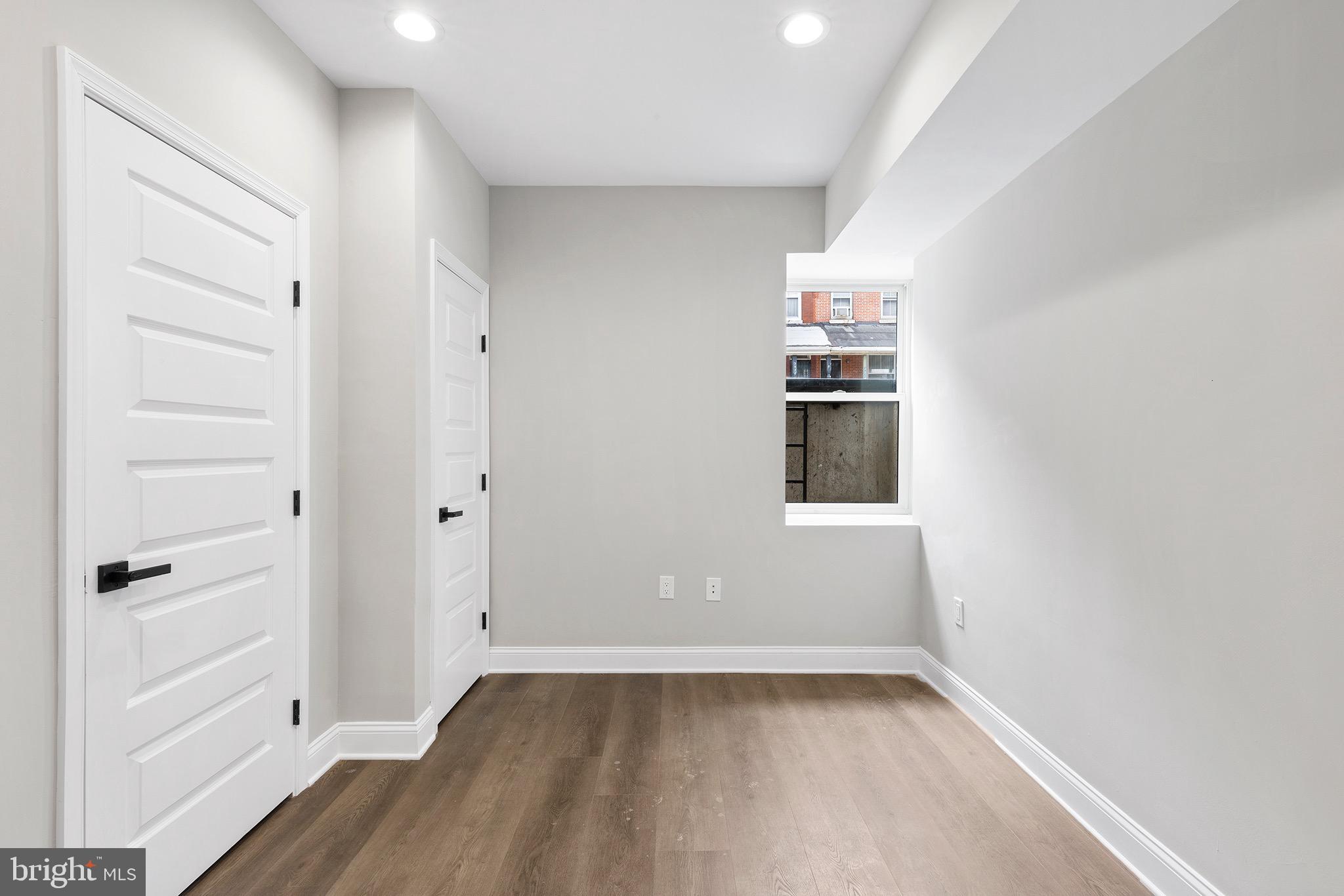 3921 Mount Vernon St #2