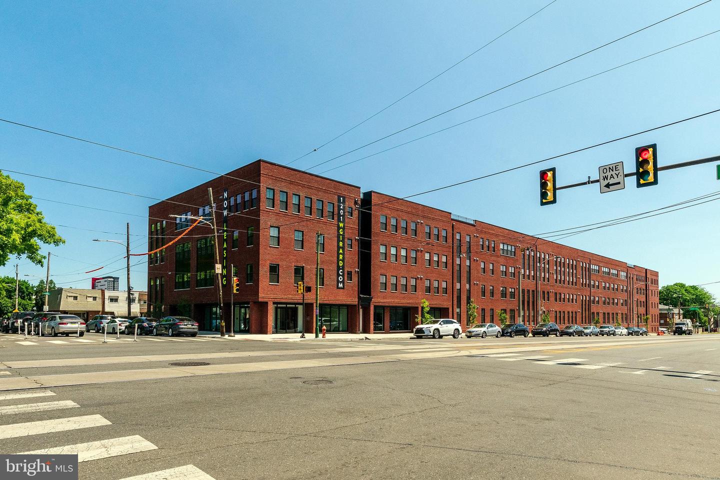 1201 W GIRARD AVE #ONE BEDROOM