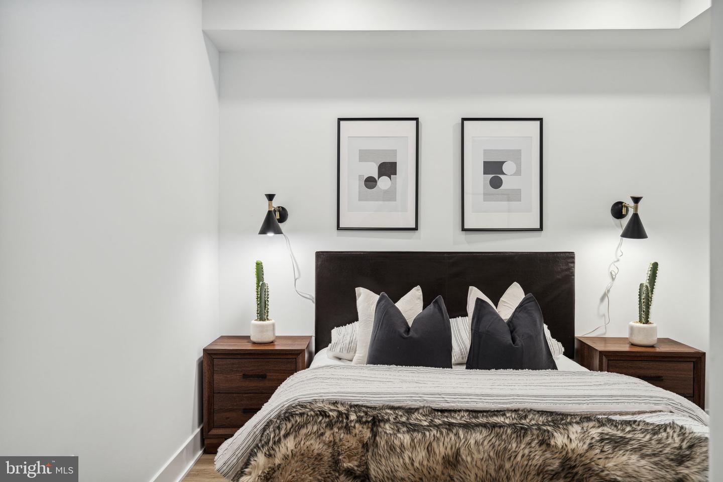 1201 W GIRARD AVE #ONE BEDROOM