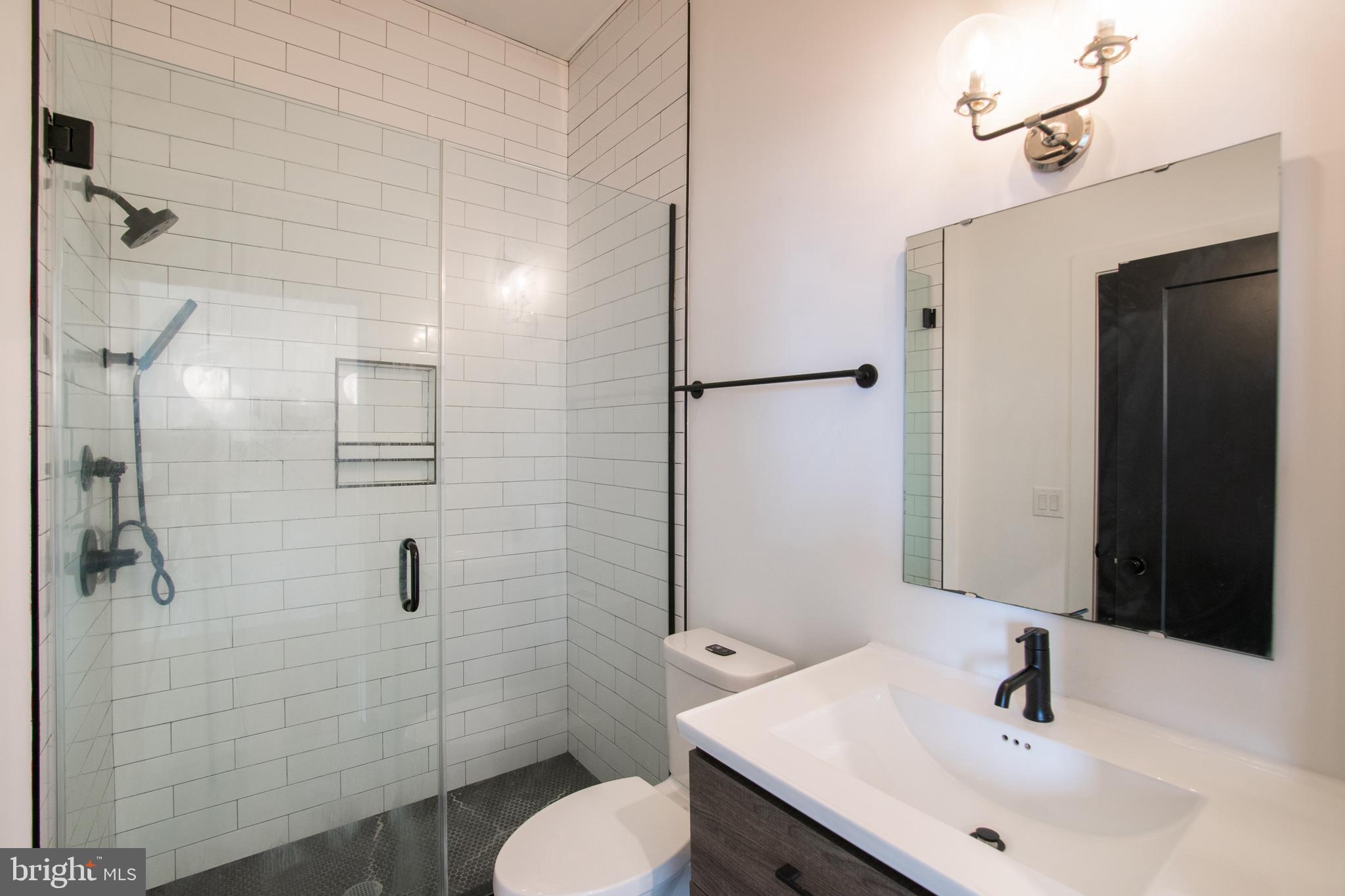 2940 W THOMPSON ST #UNIT 403