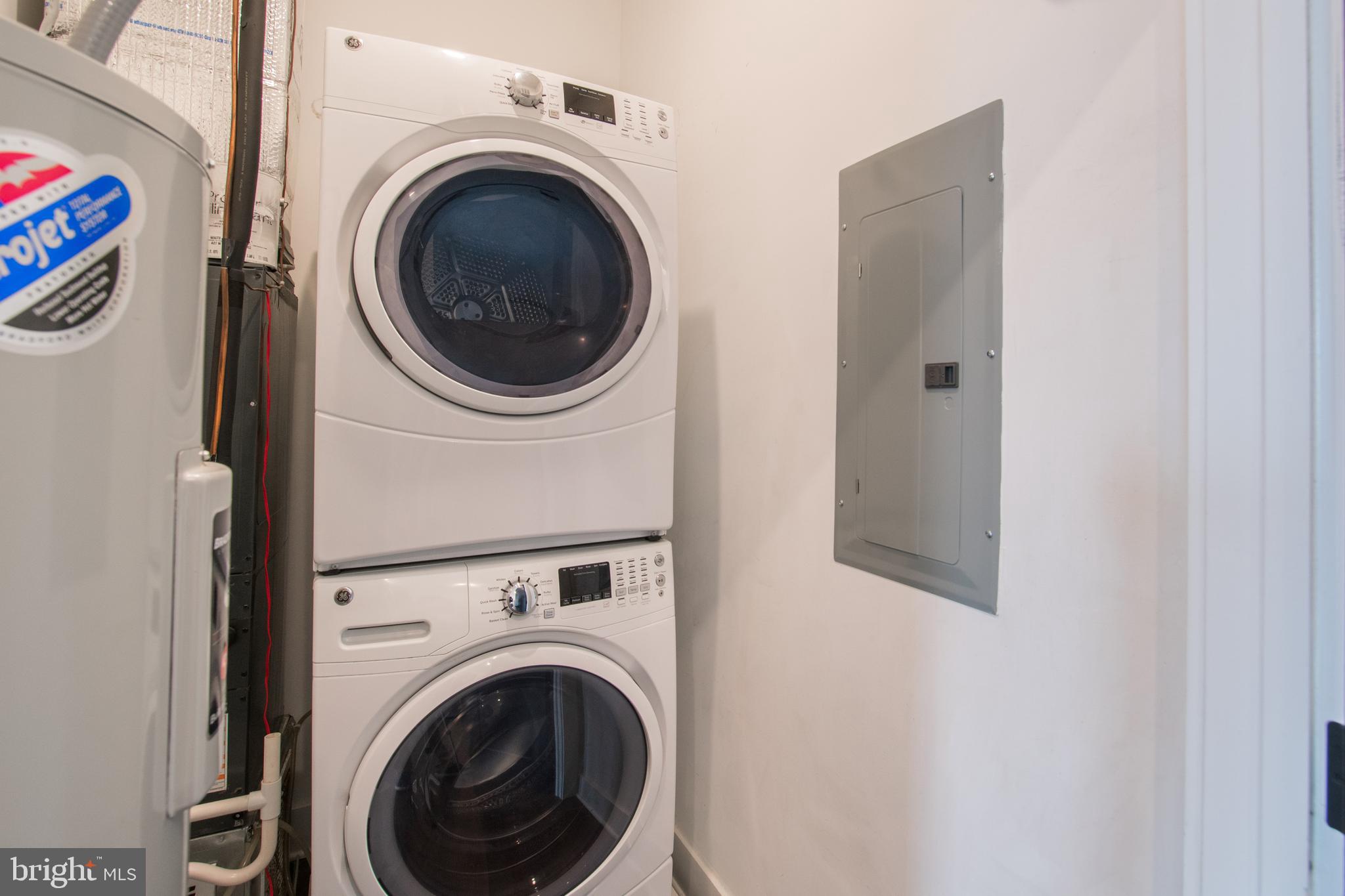 2940 W THOMPSON ST #UNIT 403