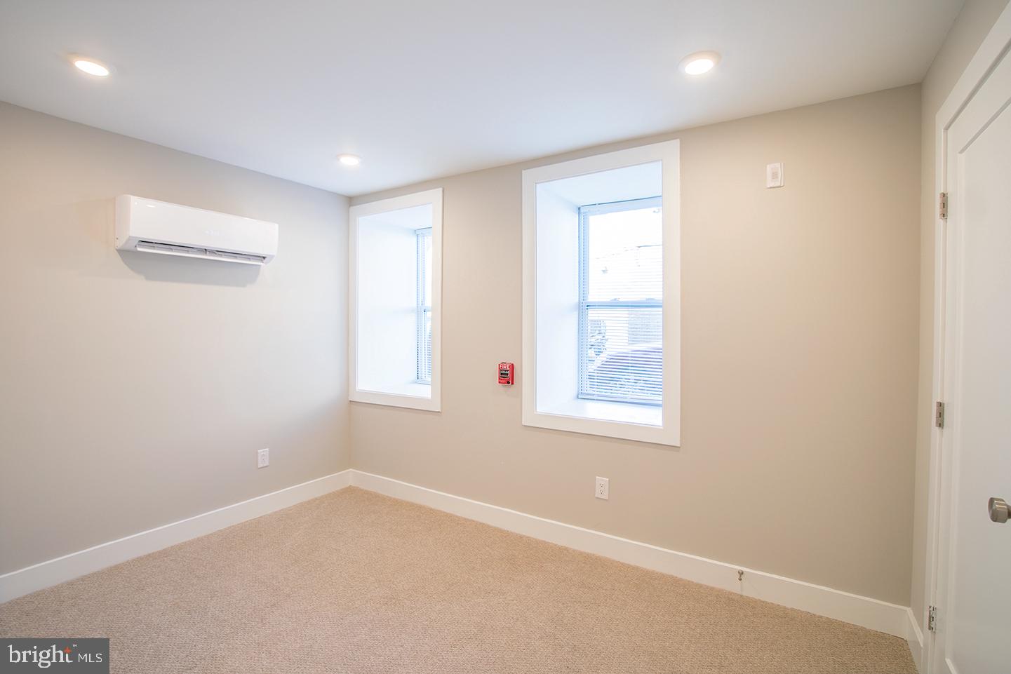 129 S 49TH ST #UNIT 1R