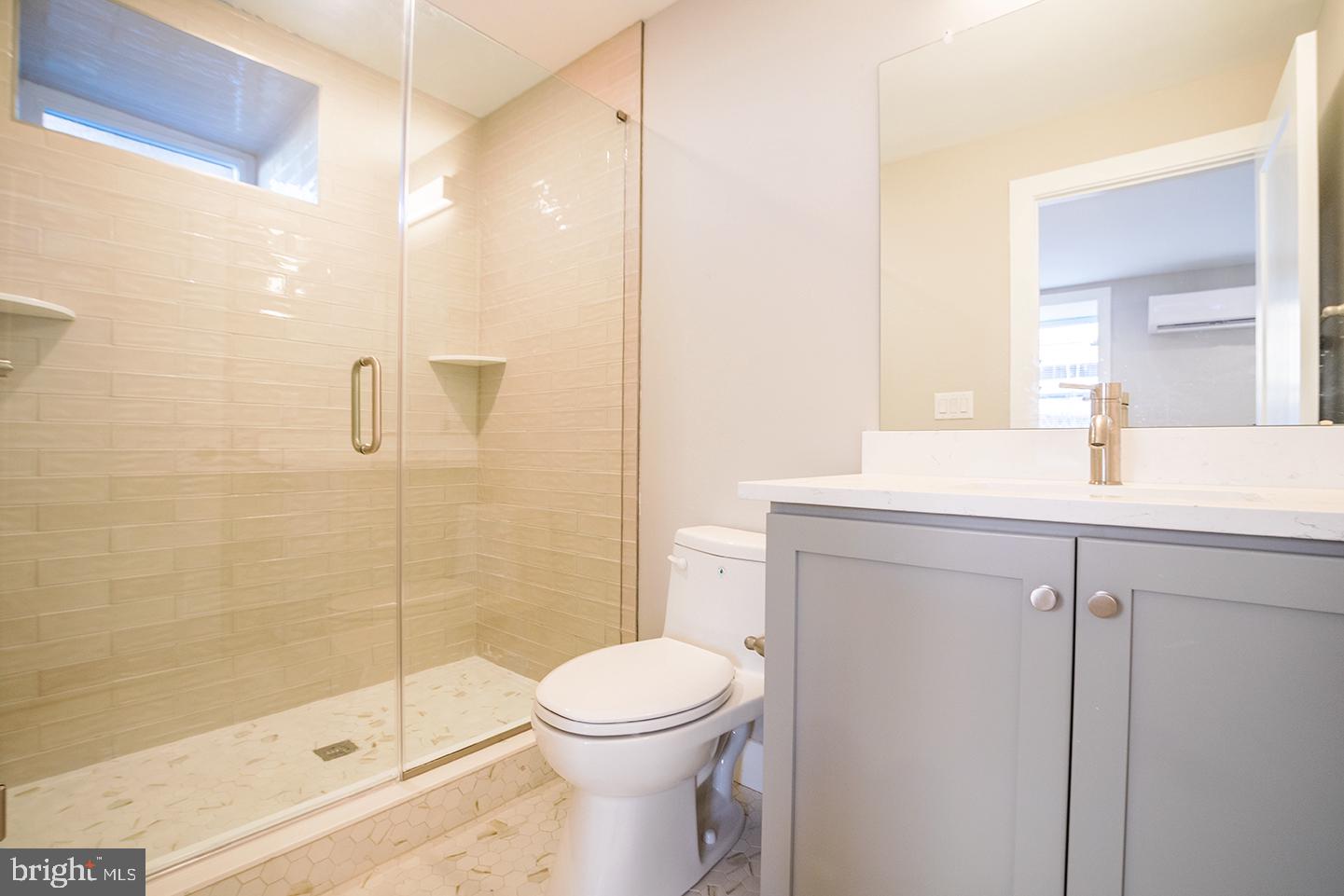 129 S 49TH ST #UNIT 1R