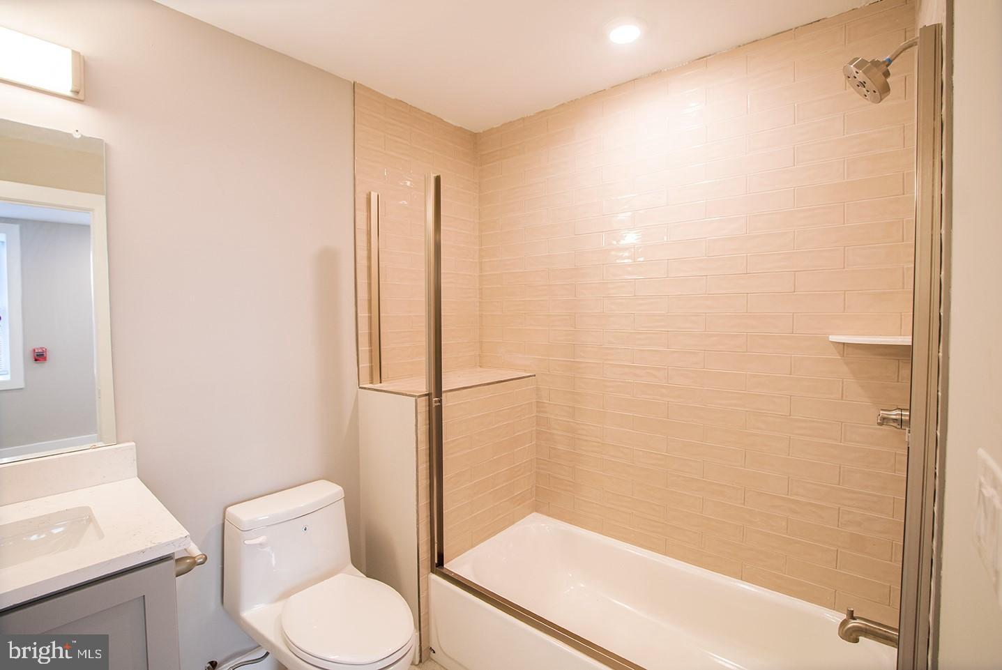 129 S 49TH ST #UNIT 1R