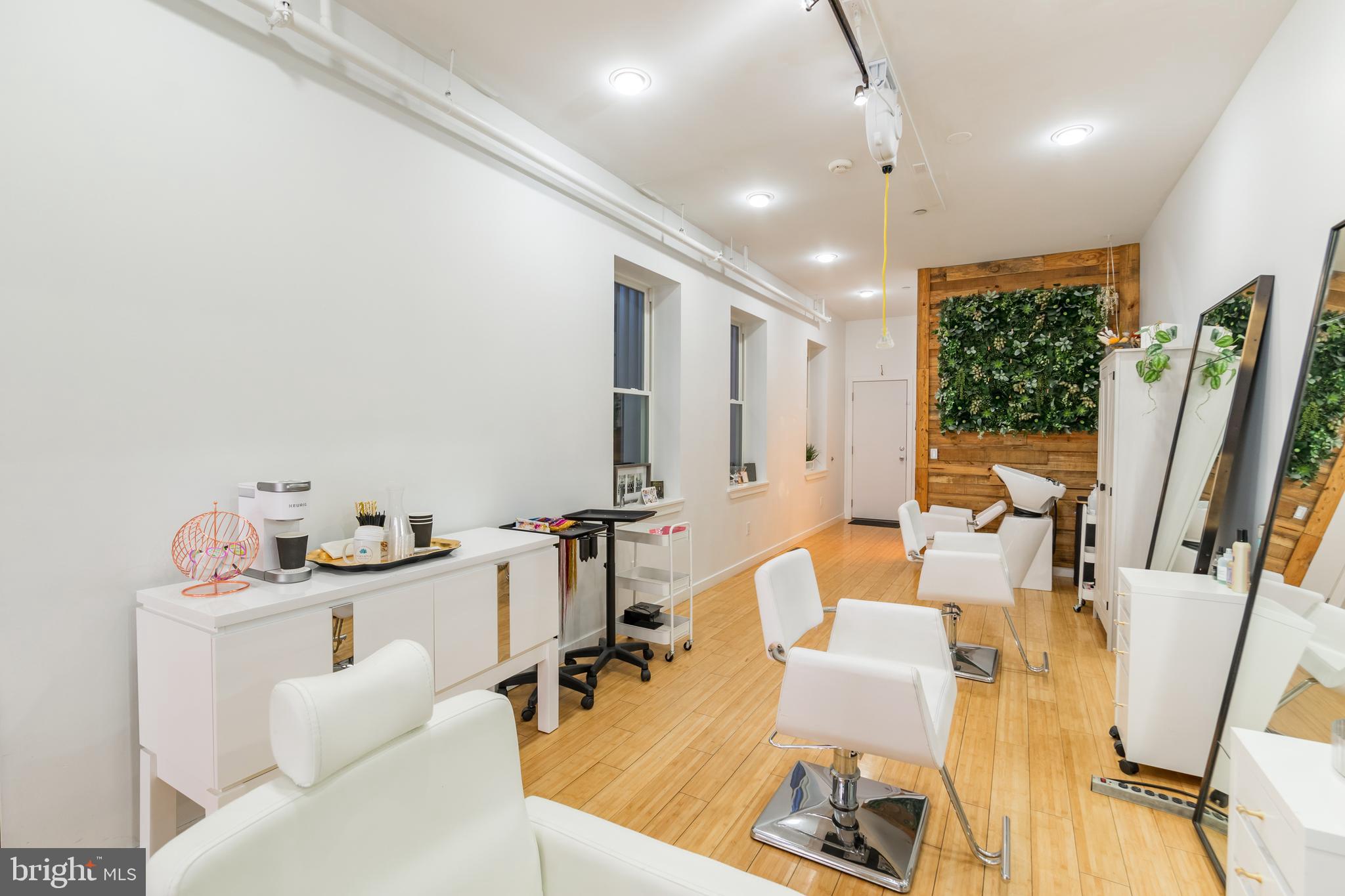 927 N 2nd St #1st Fl