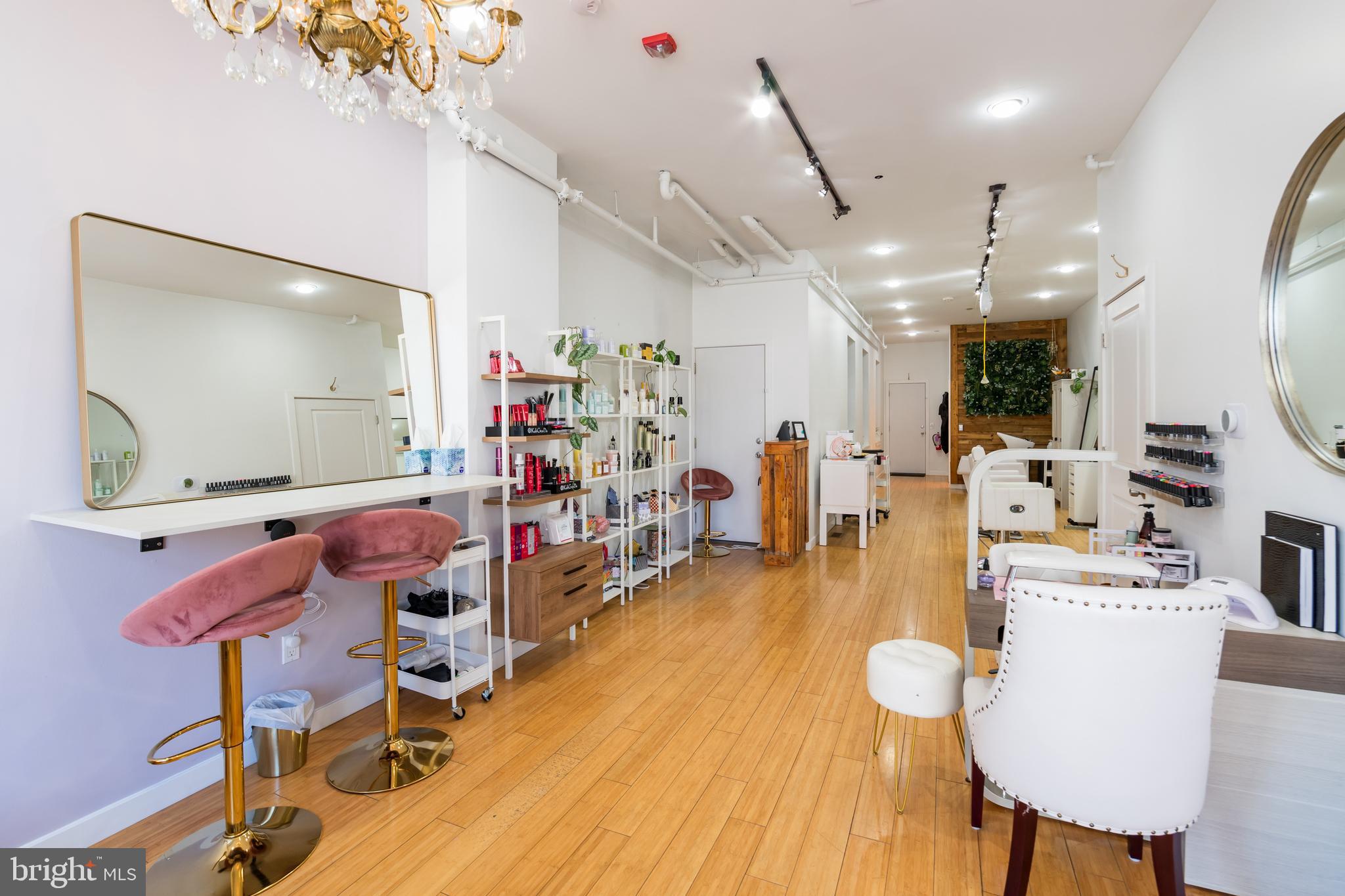 927 N 2nd St #1st Fl