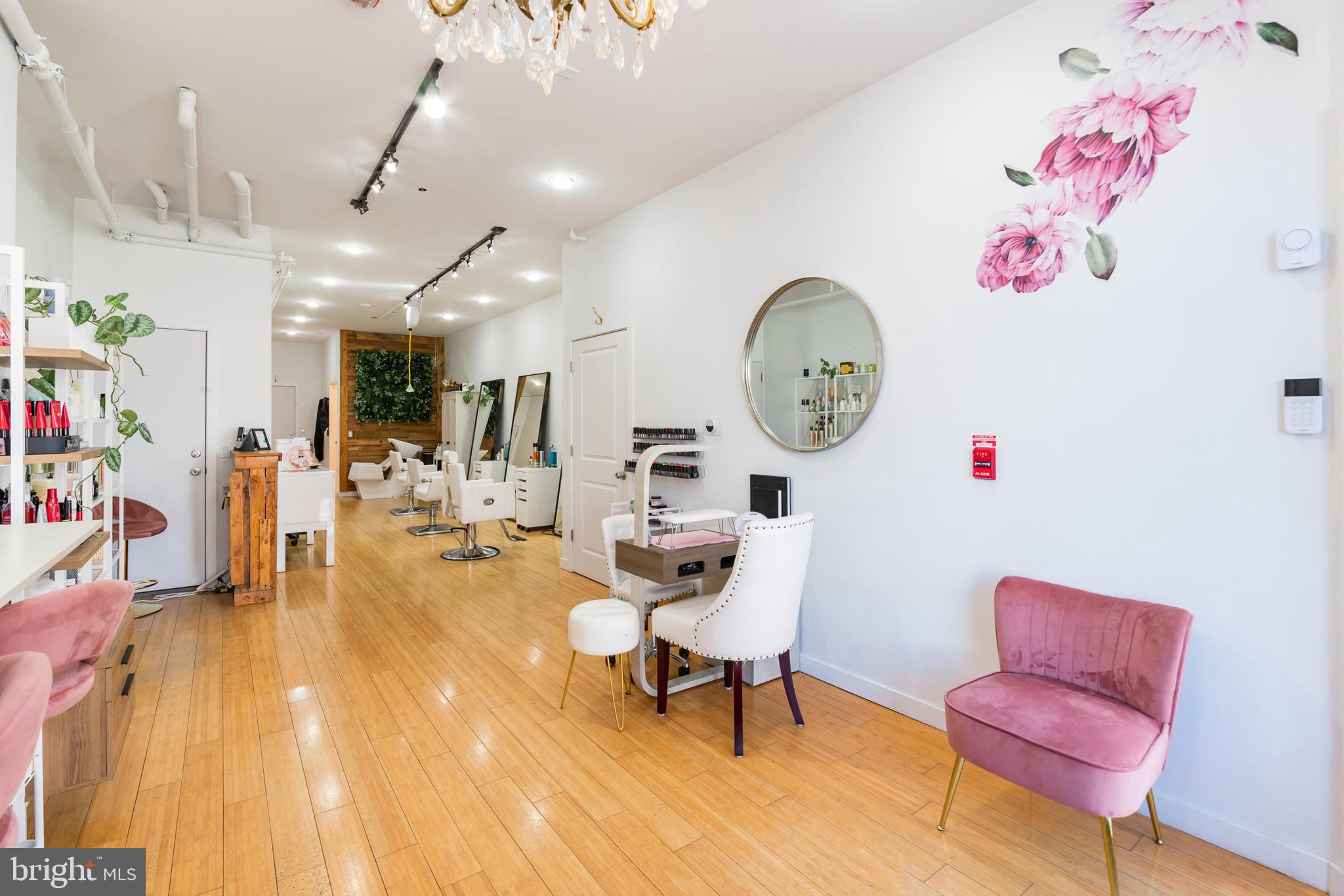 927 N 2nd St #1st Fl