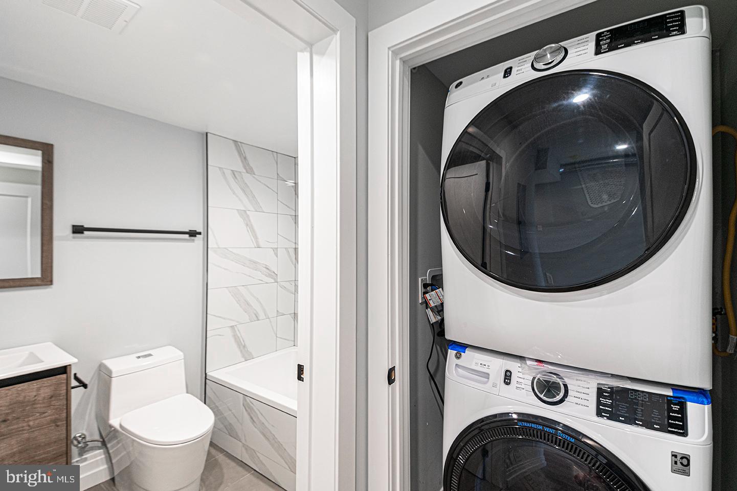 526 BROWN ST #UNIT 505