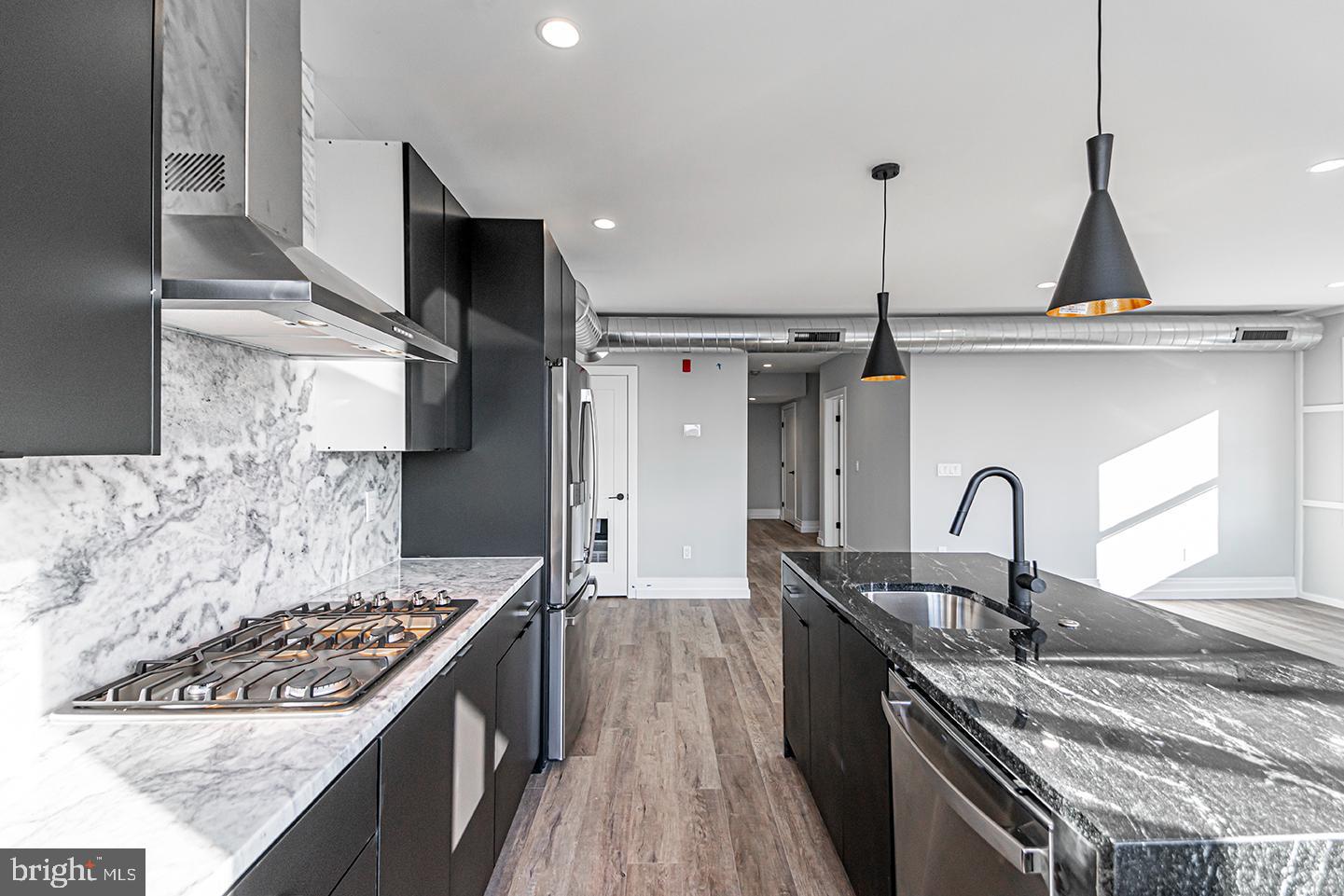 526 BROWN ST #UNIT 505