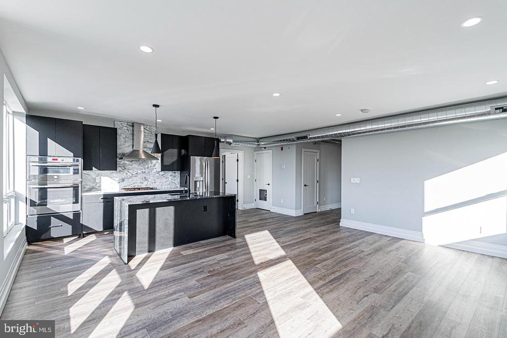 526 BROWN ST #UNIT 505