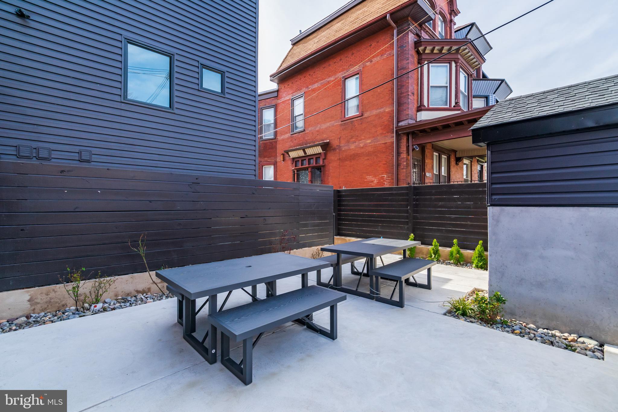 5303 CHESTER AVE #UNIT 203