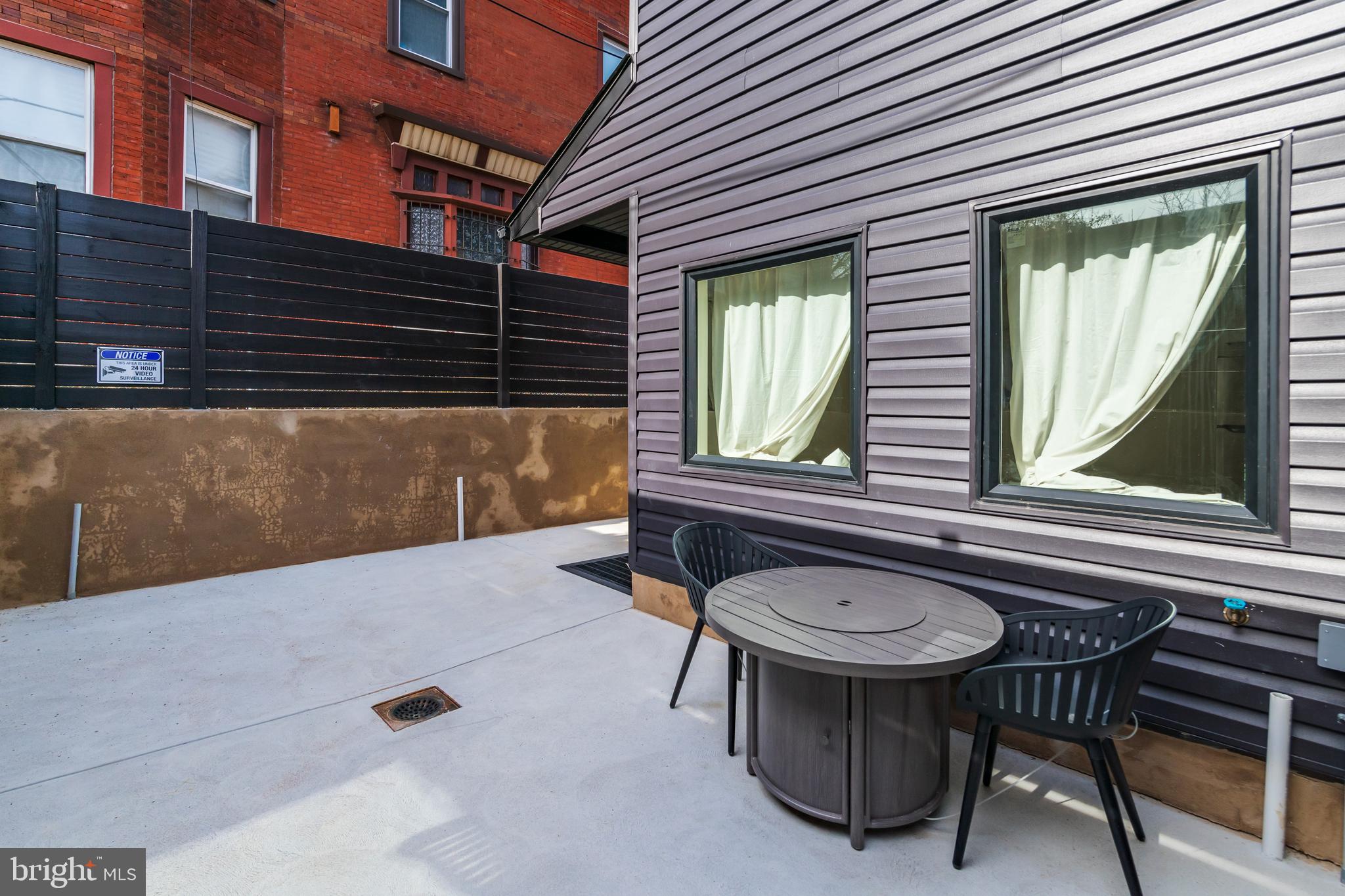 5303 CHESTER AVE #UNIT 203