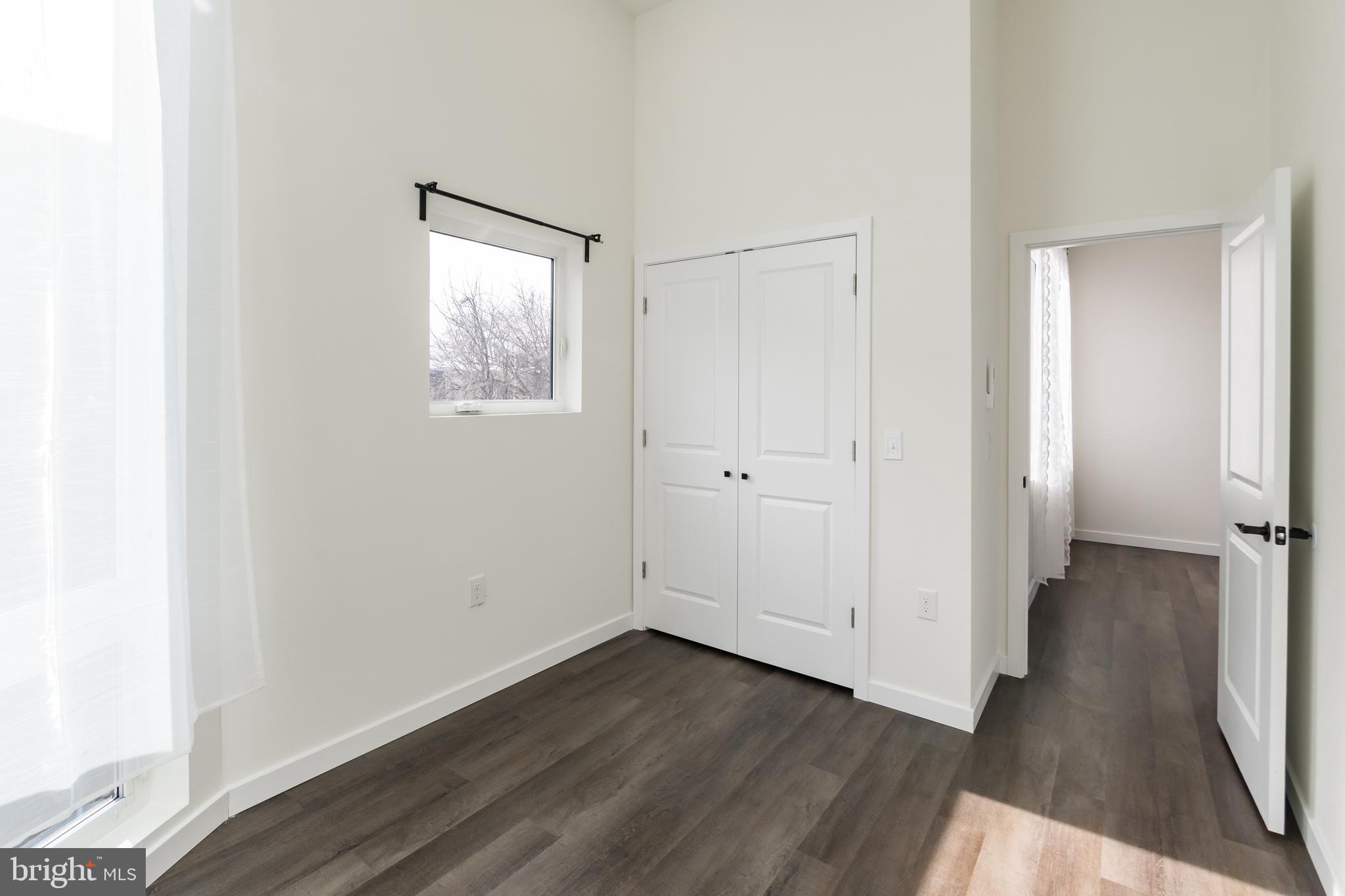 5303 CHESTER AVE #UNIT 203