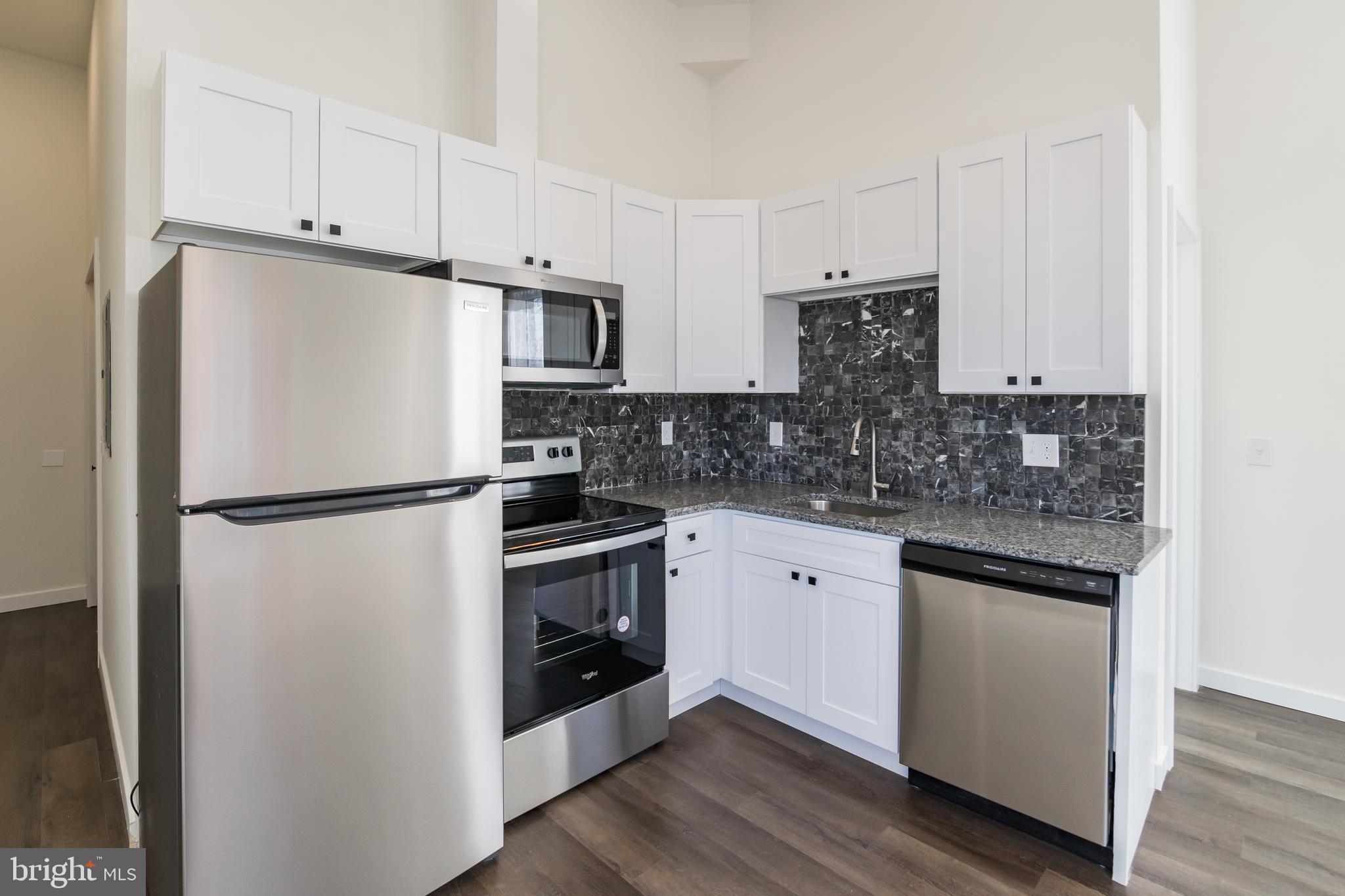 5303 CHESTER AVE #UNIT 203